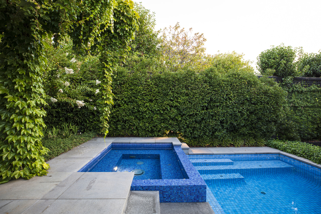 Verdant surrounds contrast and complement the brilliant blue 