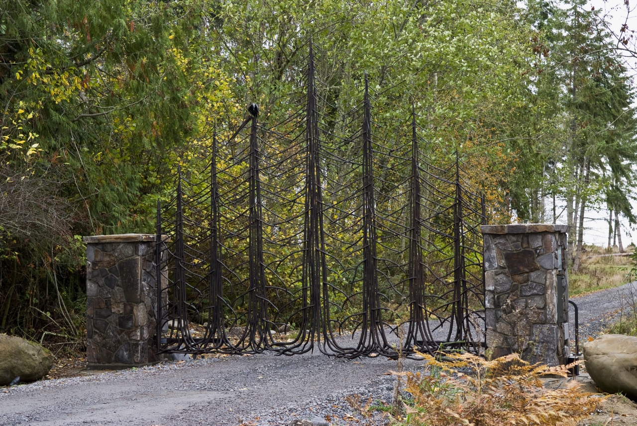 Image of the 15 high foot gate designed grass, leaf, outdoor structure, plant, tree, brown