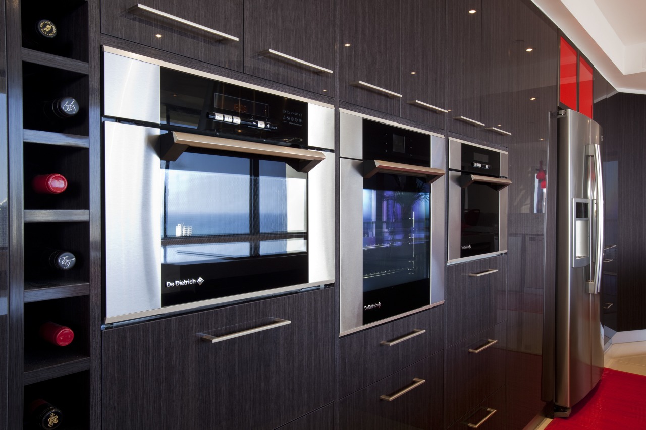 Kitchen Connection Gold Coast created a high-impact, low-maintenance home appliance, interior design, black