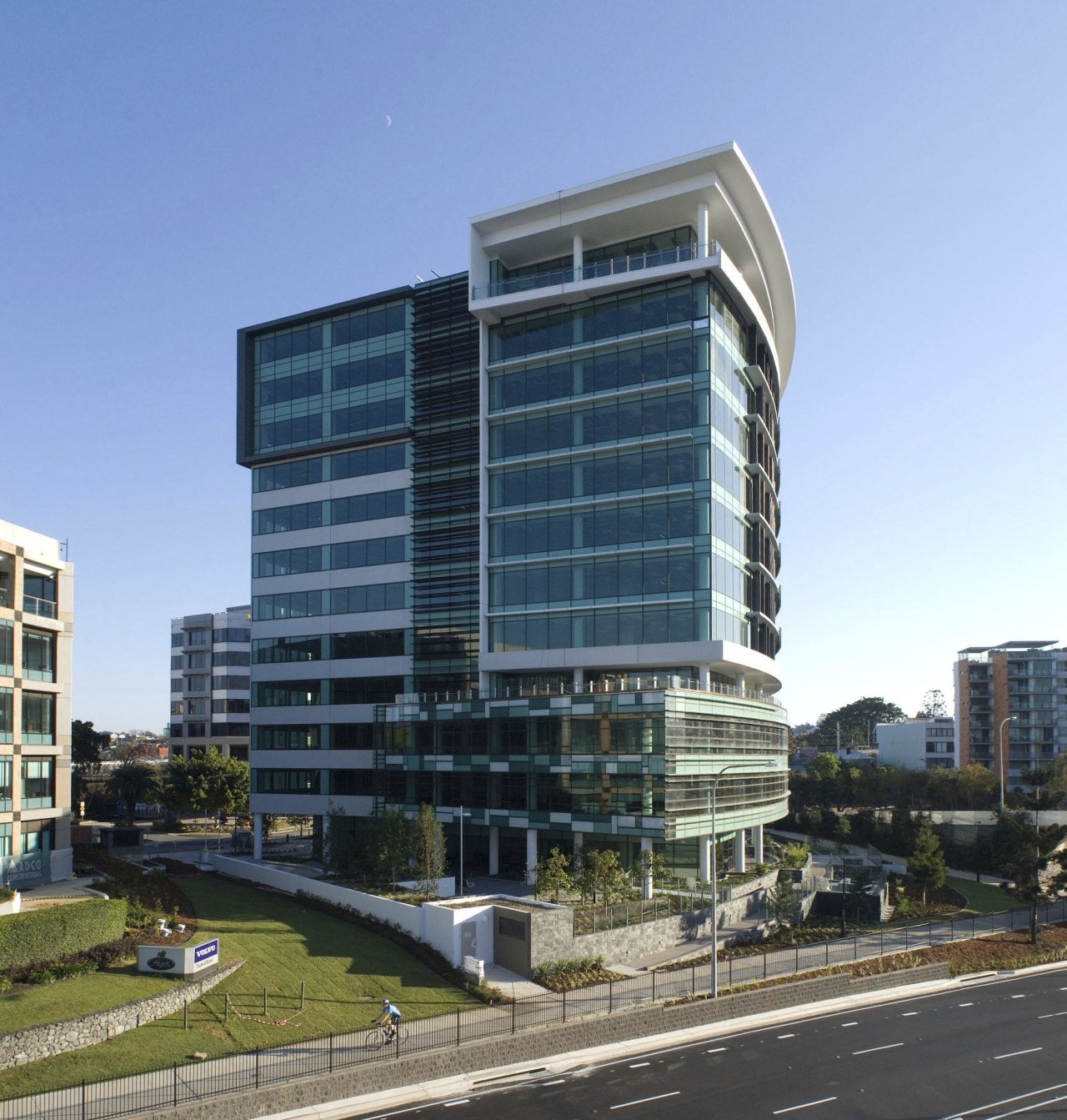 Building 4 in Coronation Drive Office Park, close apartment, architecture, building, city, commercial building, condominium, corporate headquarters, daytime, facade, headquarters, metropolis, metropolitan area, mixed use, real estate, residential area, sky, skyscraper, tower block, urban area, teal