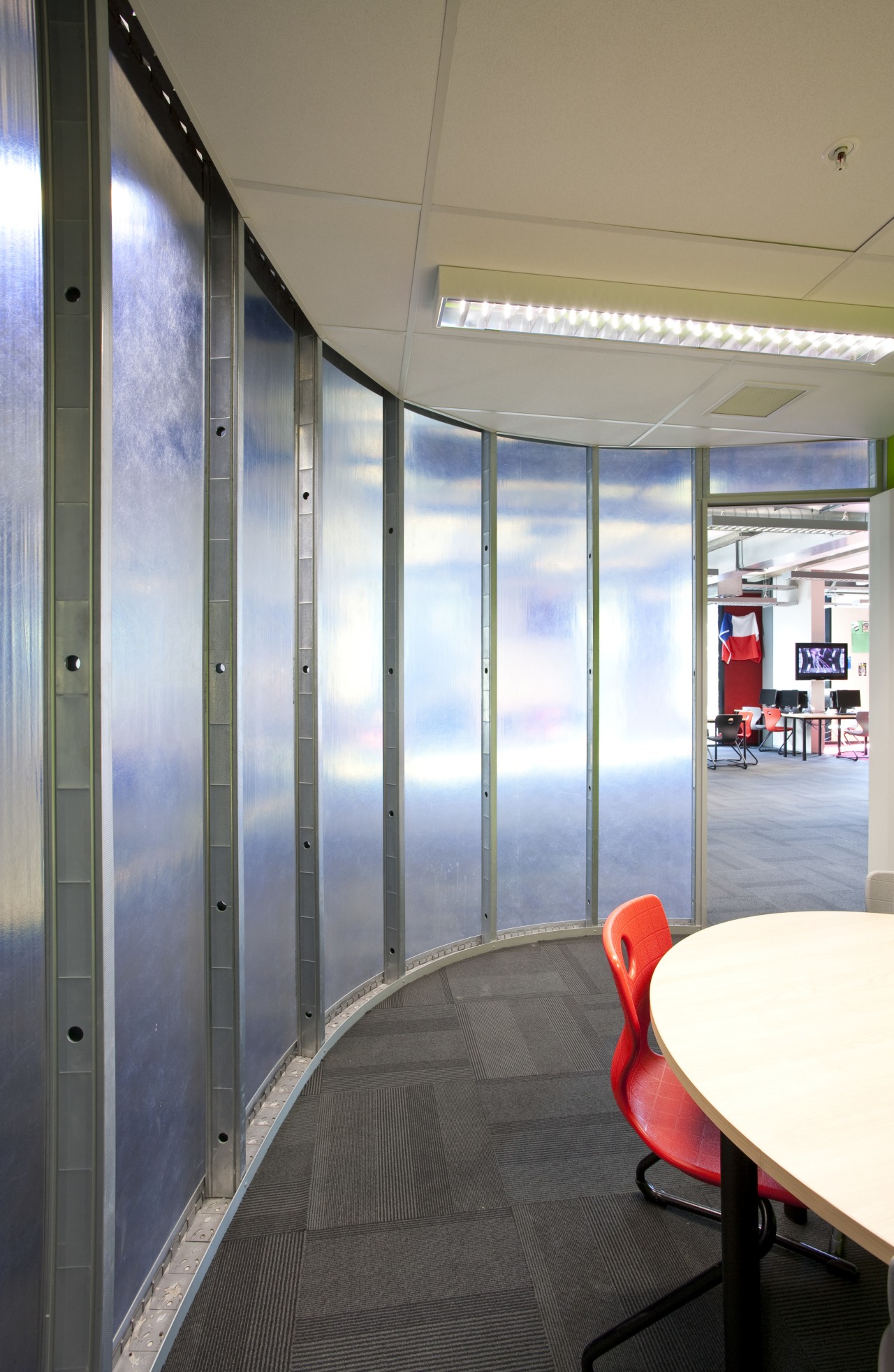 View of the office room that has plastic architecture, ceiling, daylighting, floor, glass, interior design, structure, wall, window, gray