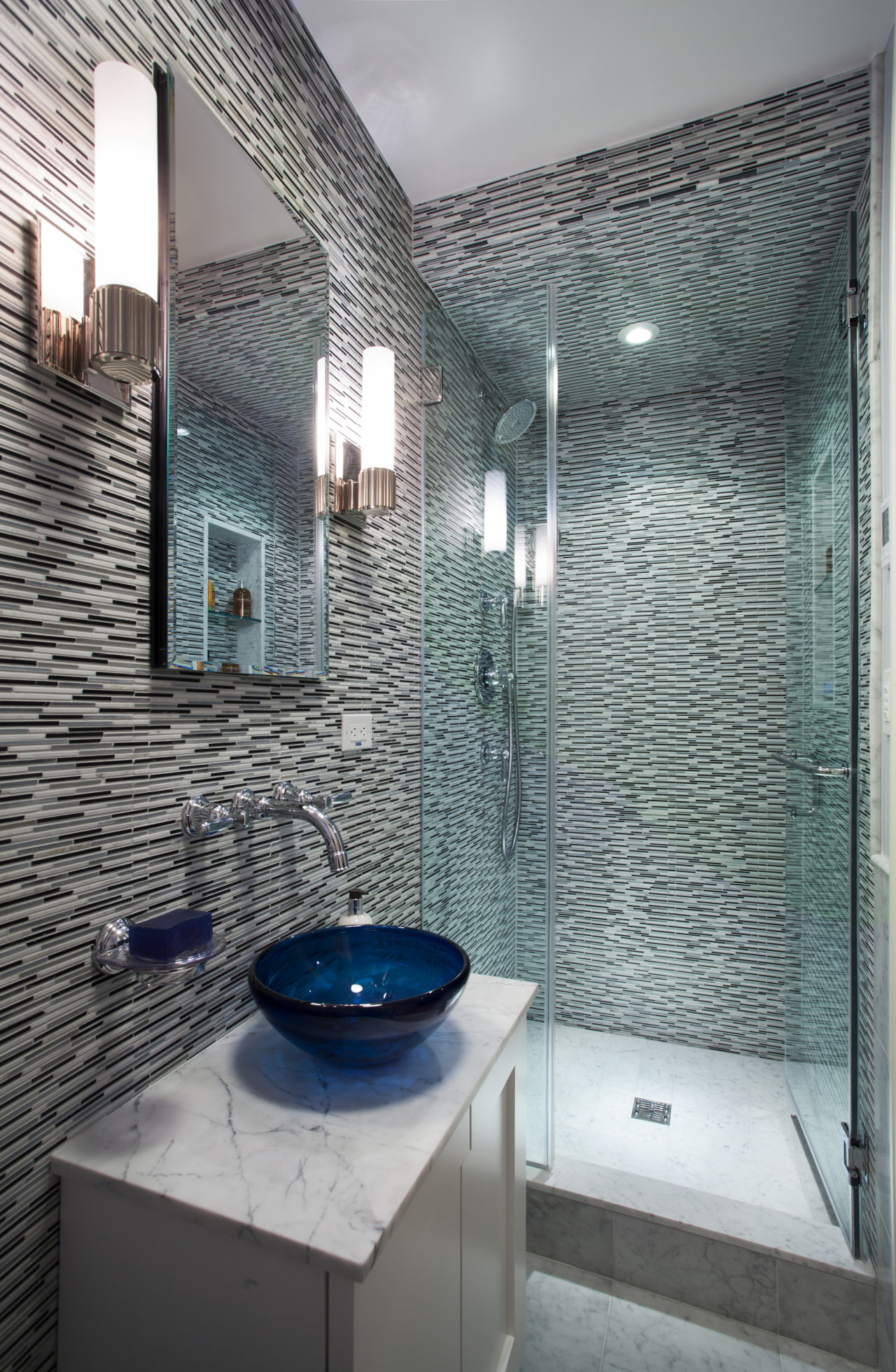 Vibrant horizontal tiles line the shower and a architecture, bathroom, ceiling, daylighting, glass, home, house, interior design, room, tile, gray