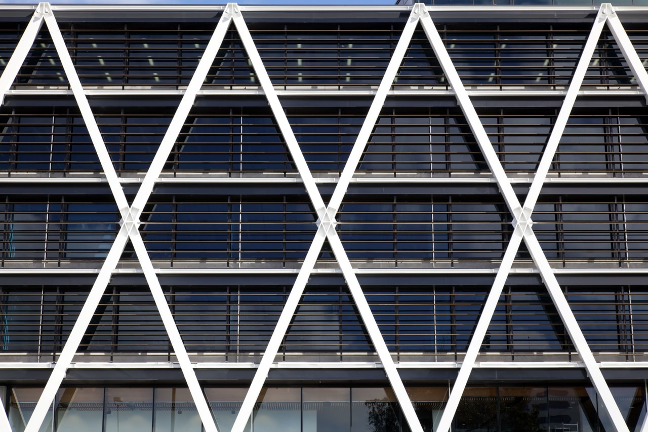 MIT Manukau Campus facade design, engineering and installation architecture, building, daylighting, facade, line, metal, metropolis, sky, steel, structure, symmetry, urban area, black, blue