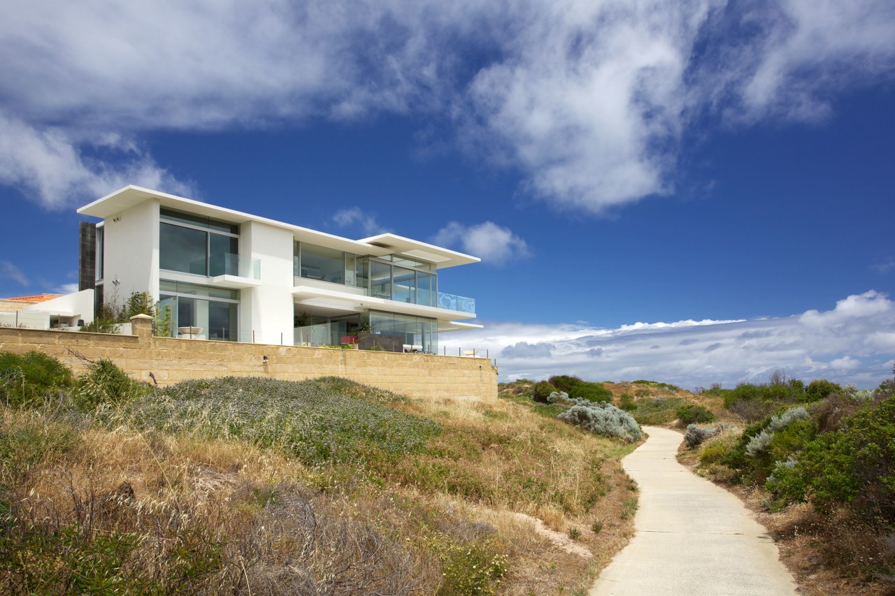 This new home in Western Australia makes the architecture, cloud, cottage, estate, home, horizon, house, property, real estate, sky, villa, blue, brown