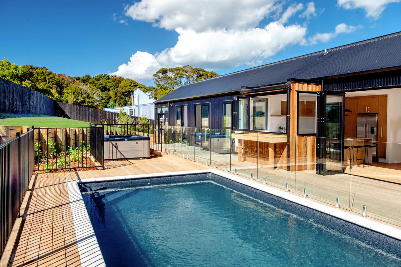 Everything about this new home on Waiheke Island estate, home, house, leisure, property, real estate, swimming pool, villa, teal