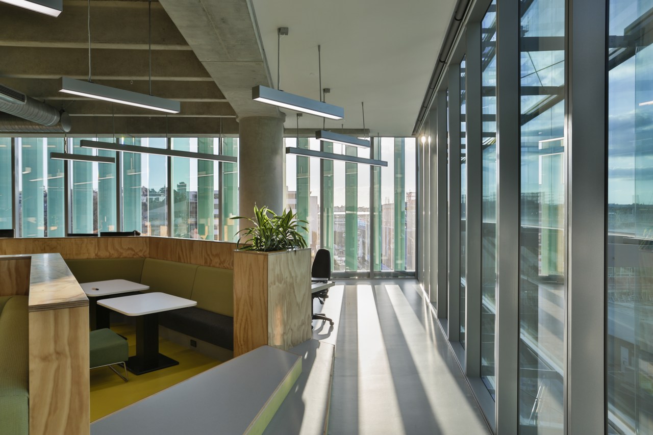 Armstrong Aluminium perimeter pelmets bridge the gap between architecture, daylighting, interior design, office, gray