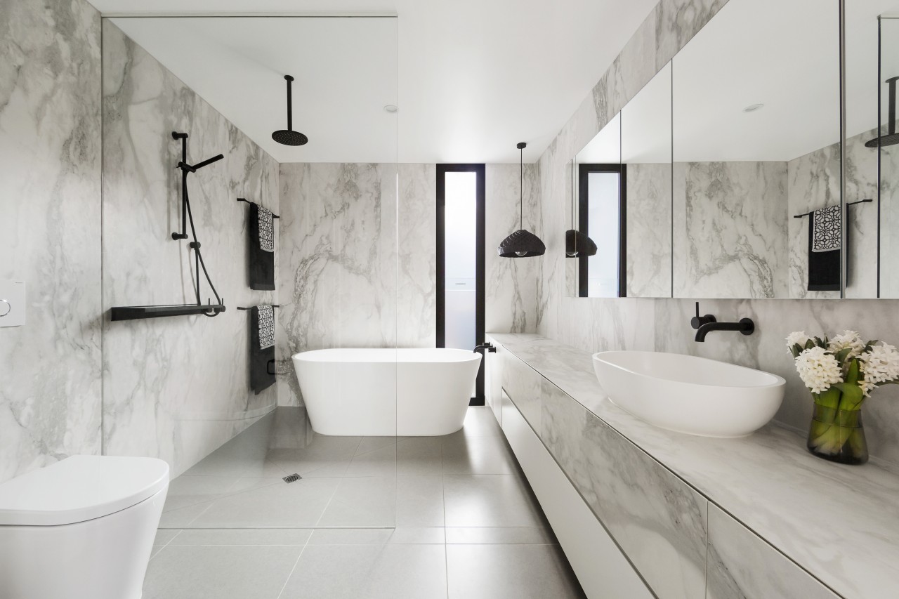 Ensuite renovation has spacious feel despite its… | Trends