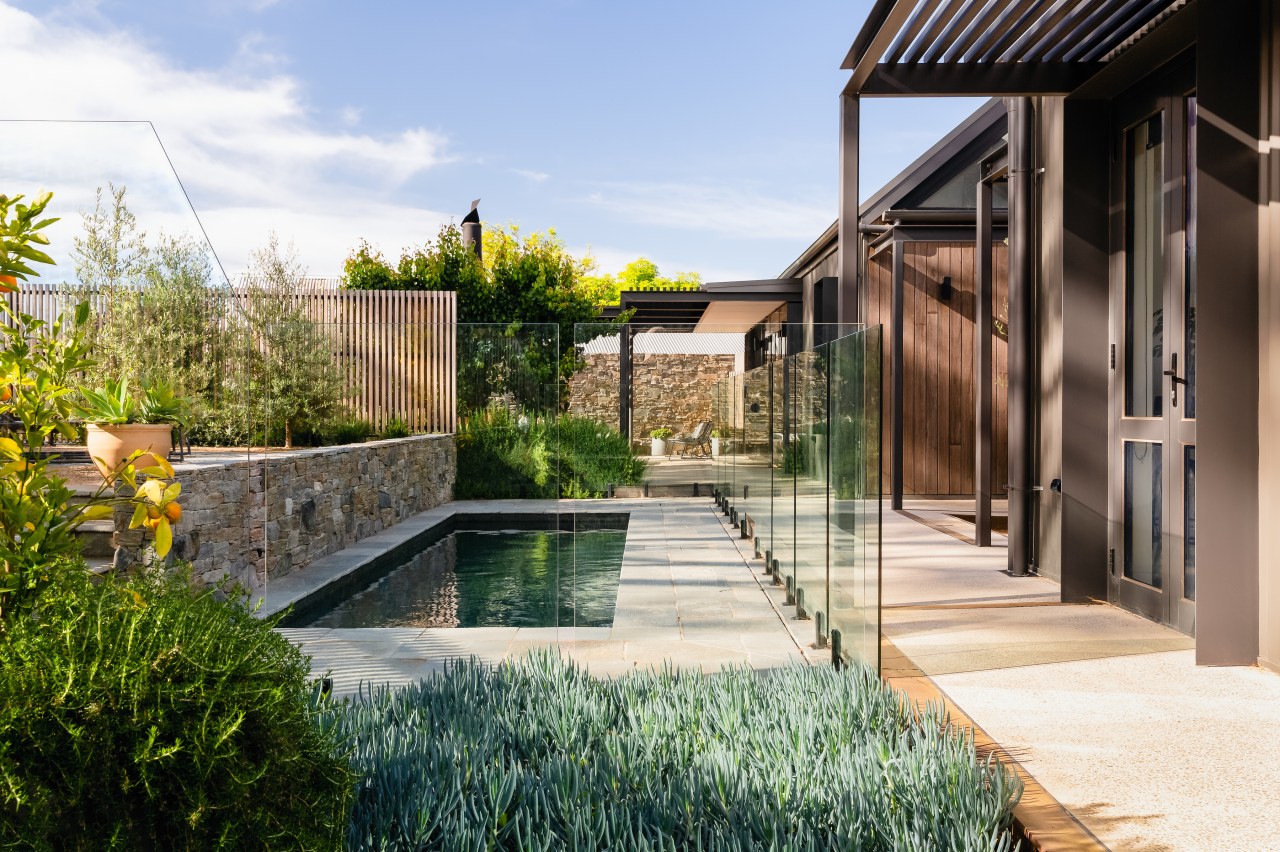 The Mediterranean-inspired pool. Design: Nadia Gill Landscape Architect 