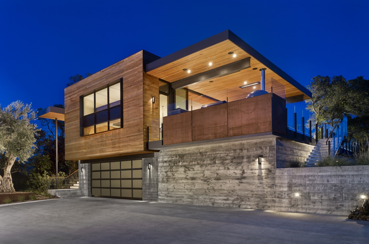 ​​​​​​​Designed by architect Jim Zack, this ridgetop house architecture, home, house, lighting, Jim Zack, cedar, timber