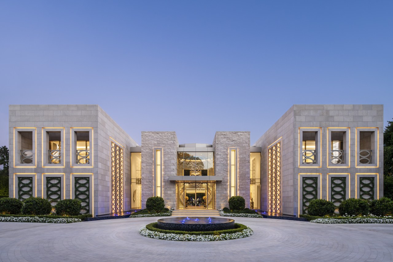 The front façade was conceived to evoke the 