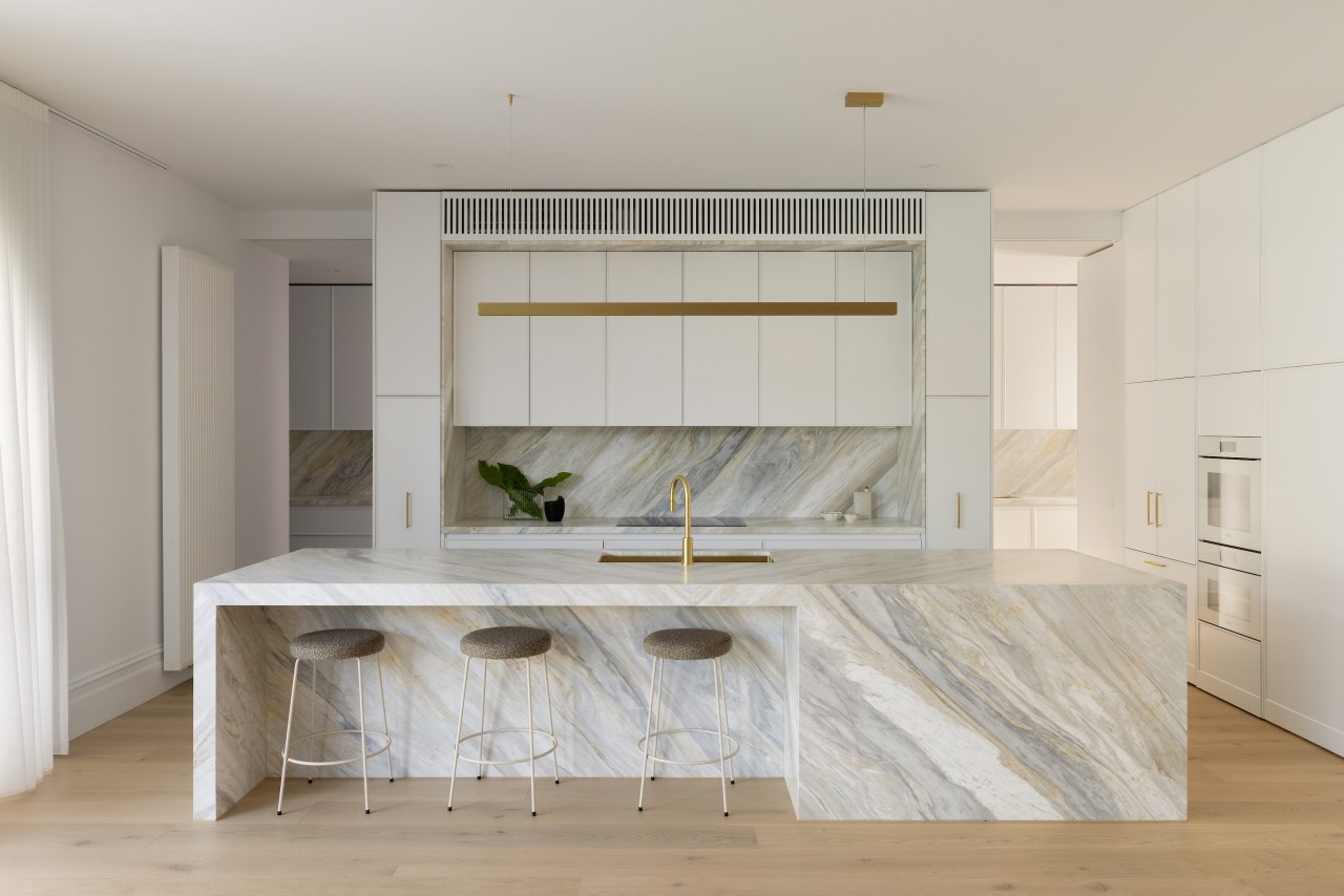 The kitchen is an artistic composition in its 