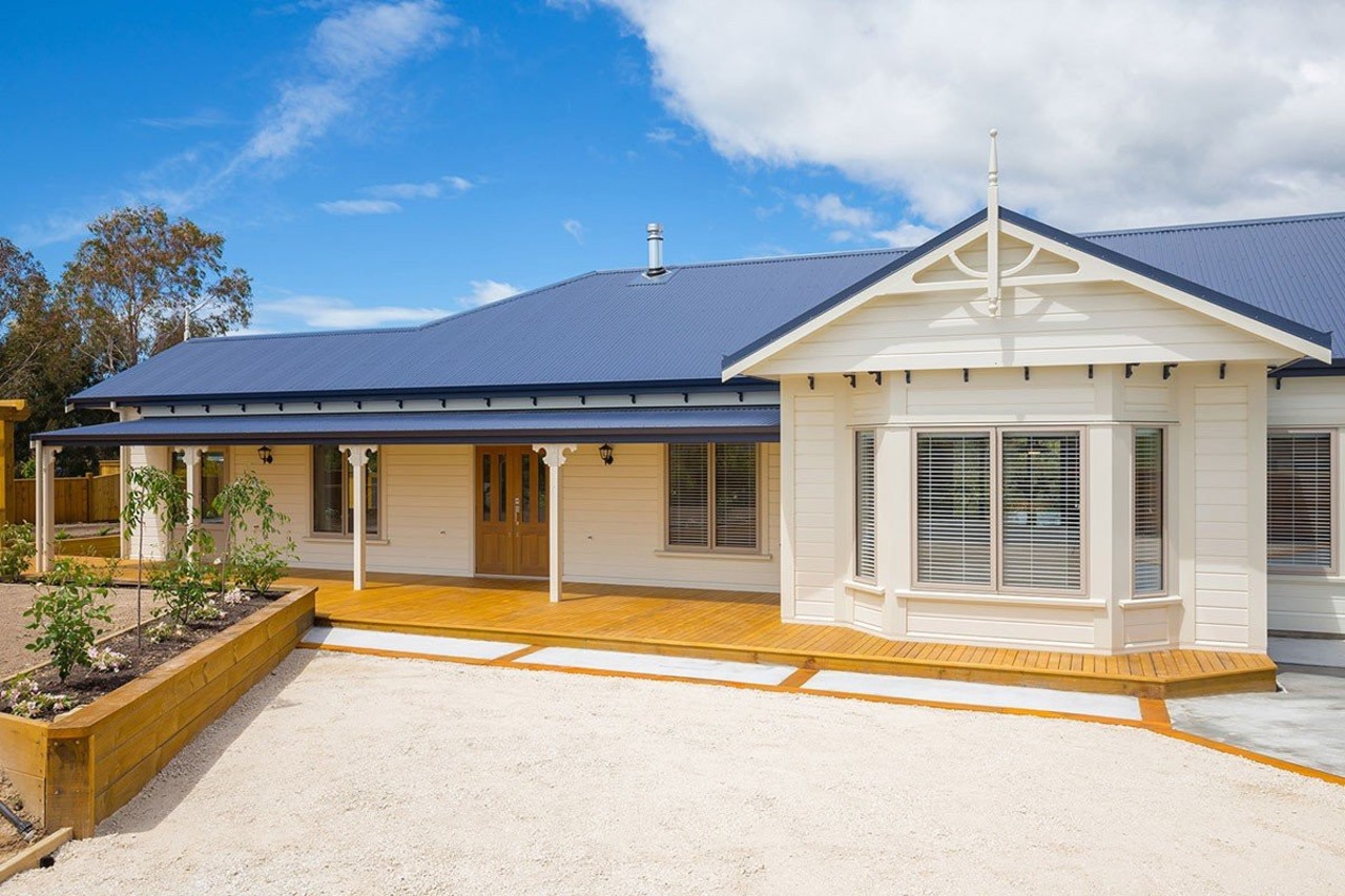 Modern style homestead build with Envira weatherboards estate, facade, home, house, property, real estate, roof, window, white