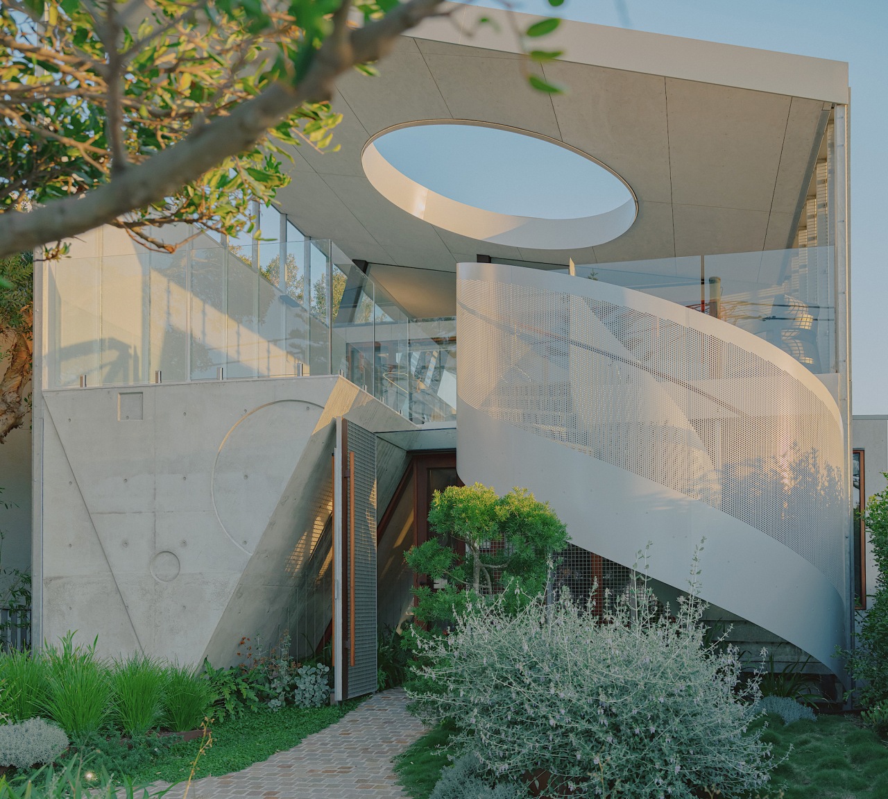 X small 2150 Cplus C Architects Builders Dove 