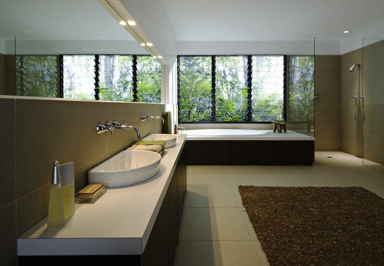 A view of this contemporary bathroom featuring Drf architecture, bathroom, daylighting, house, interior design, room, window, gray, black