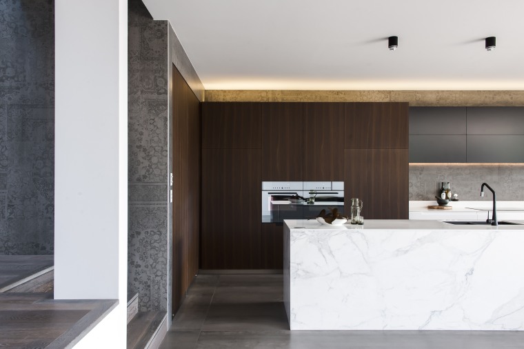 There are three ways into this kitchen, from architecture, countertop, floor, interior design, product design, white, black