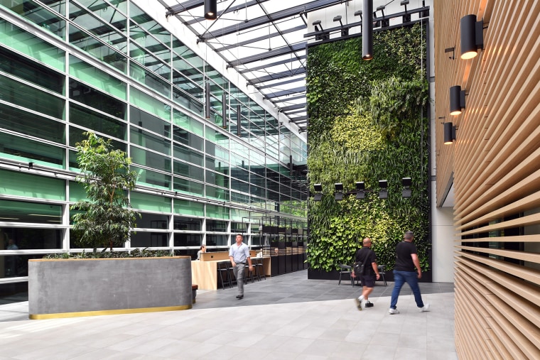 Access between the two U60 buildings had previously architecture, building, city, commercial building, daylighting, design, facade, headquarters, house, metropolitan area, mixed-use, real estate, urban design, white