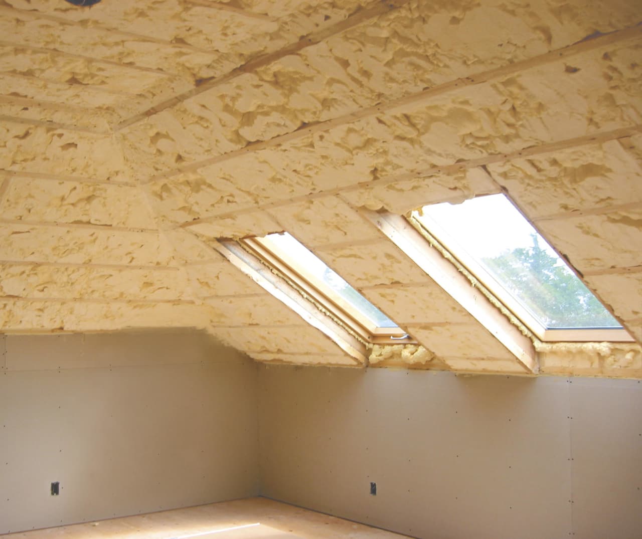 What you should know about Icynene (Spray Foam) Insulation