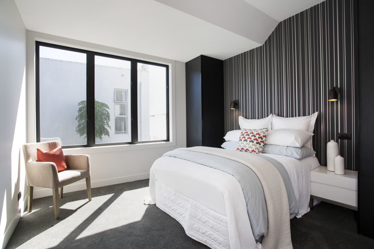 Choose Wallpaper To Dress Up Your Walls Or Create Trends