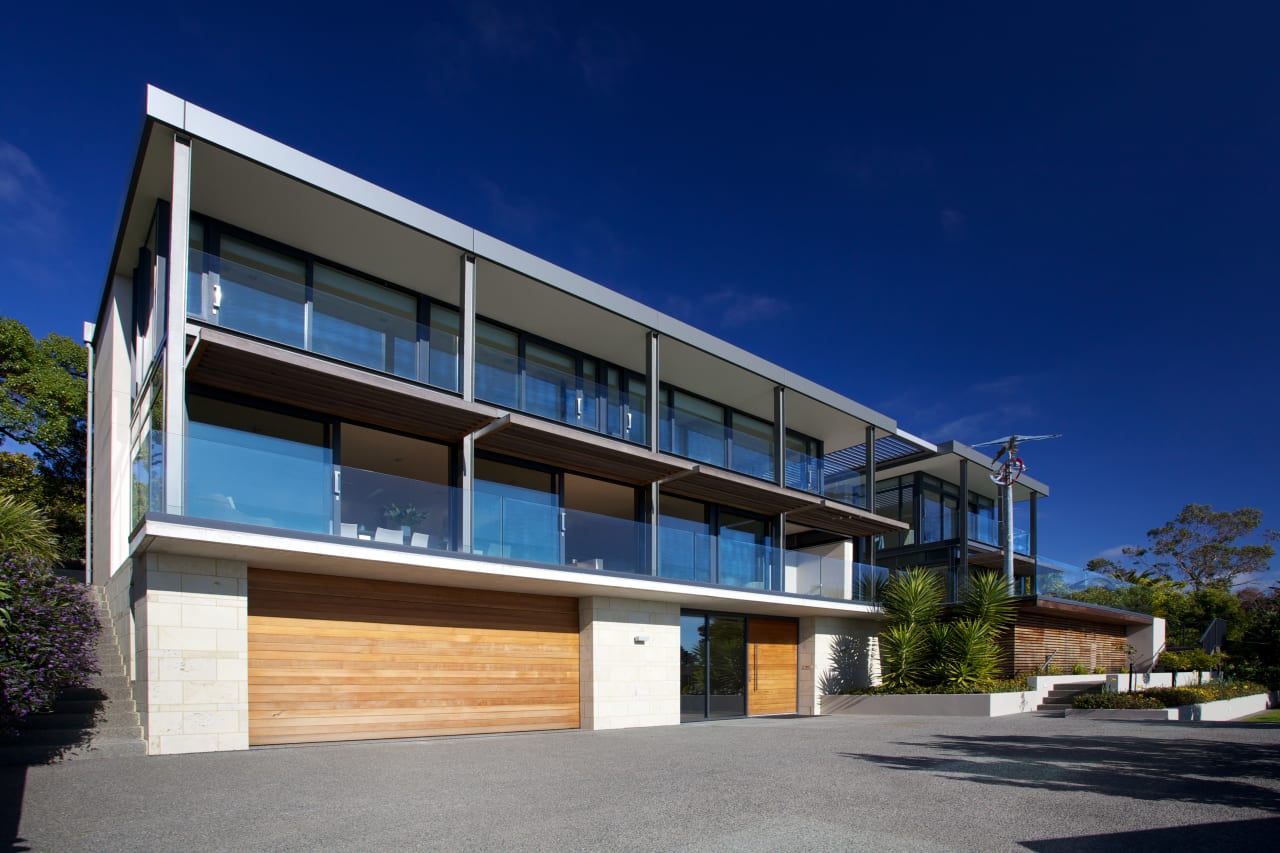 Steel Hillside House Rose House: A Modern House With A Lightweight