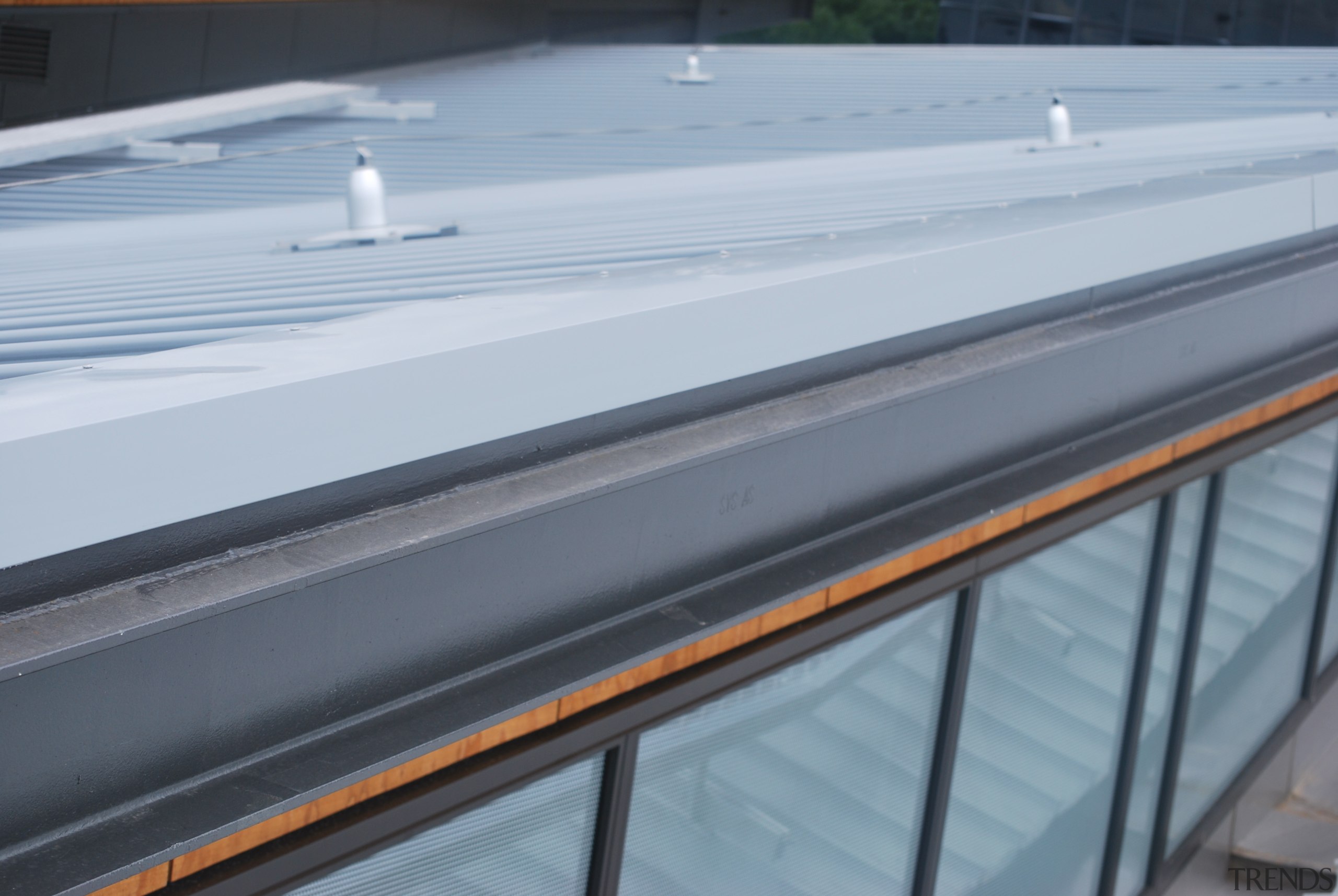 The Manakau Bus Interchange roof supplied by Kingspan roof, gray