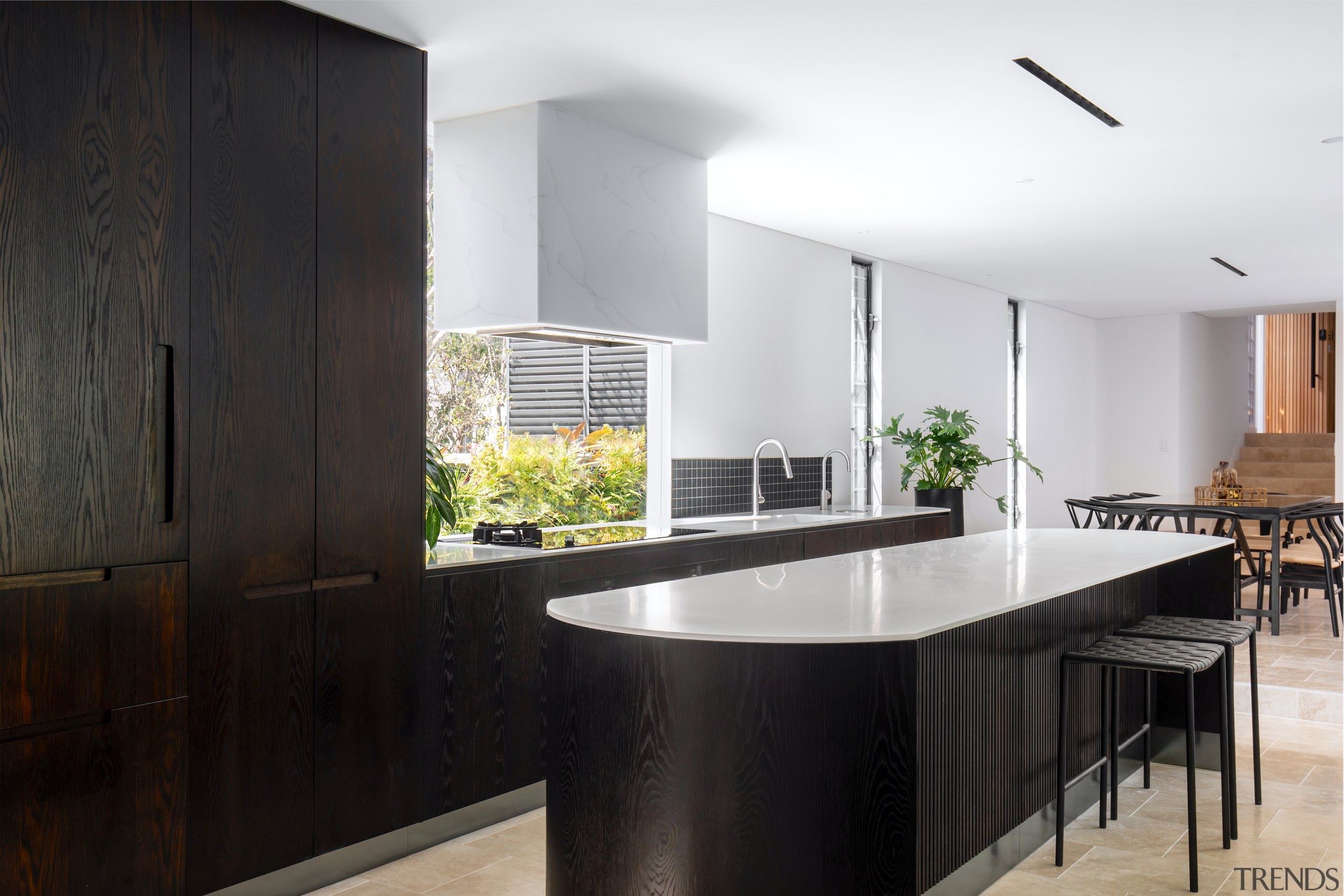 With some appliances integrated, the kitchen achieves a 