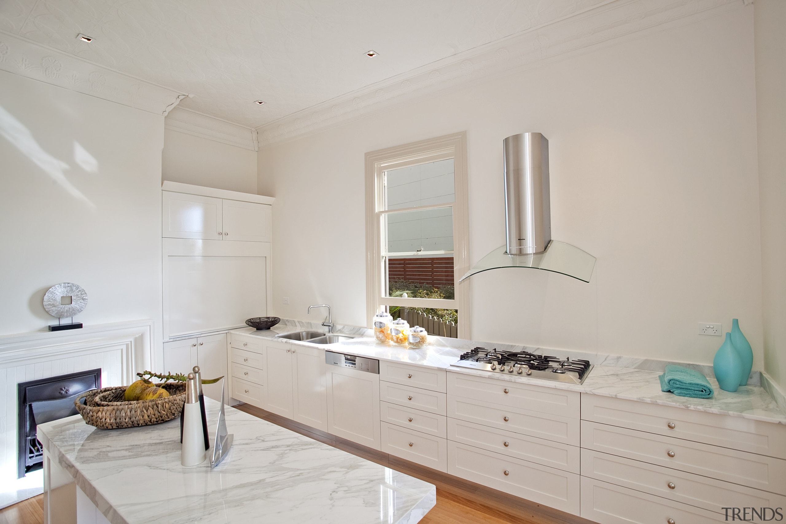 View of beachfront house with courtyard, formal living countertop, cuisine classique, home, interior design, kitchen, property, real estate, room, gray