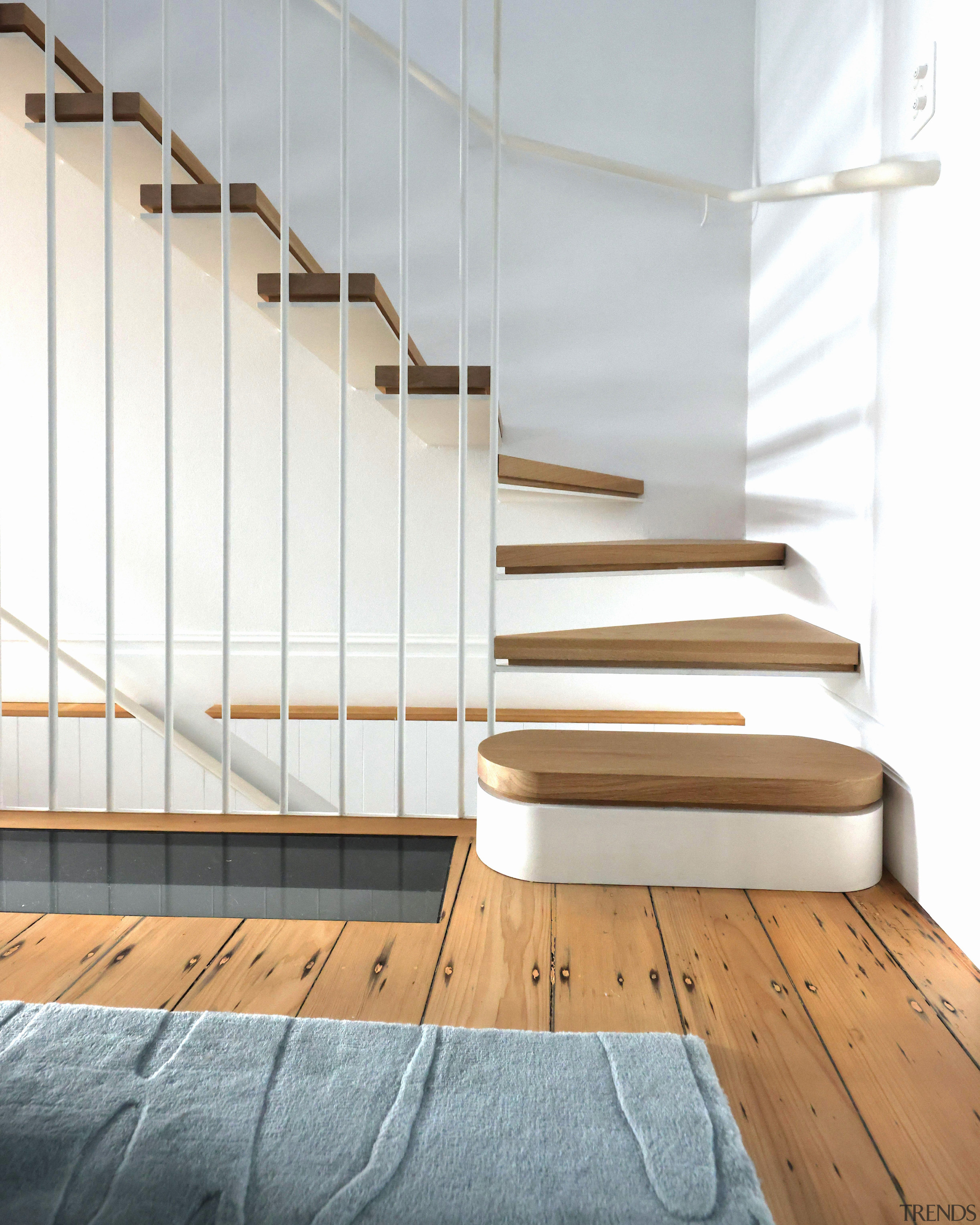 Wooden tread stairs, detail. - Past, present and 