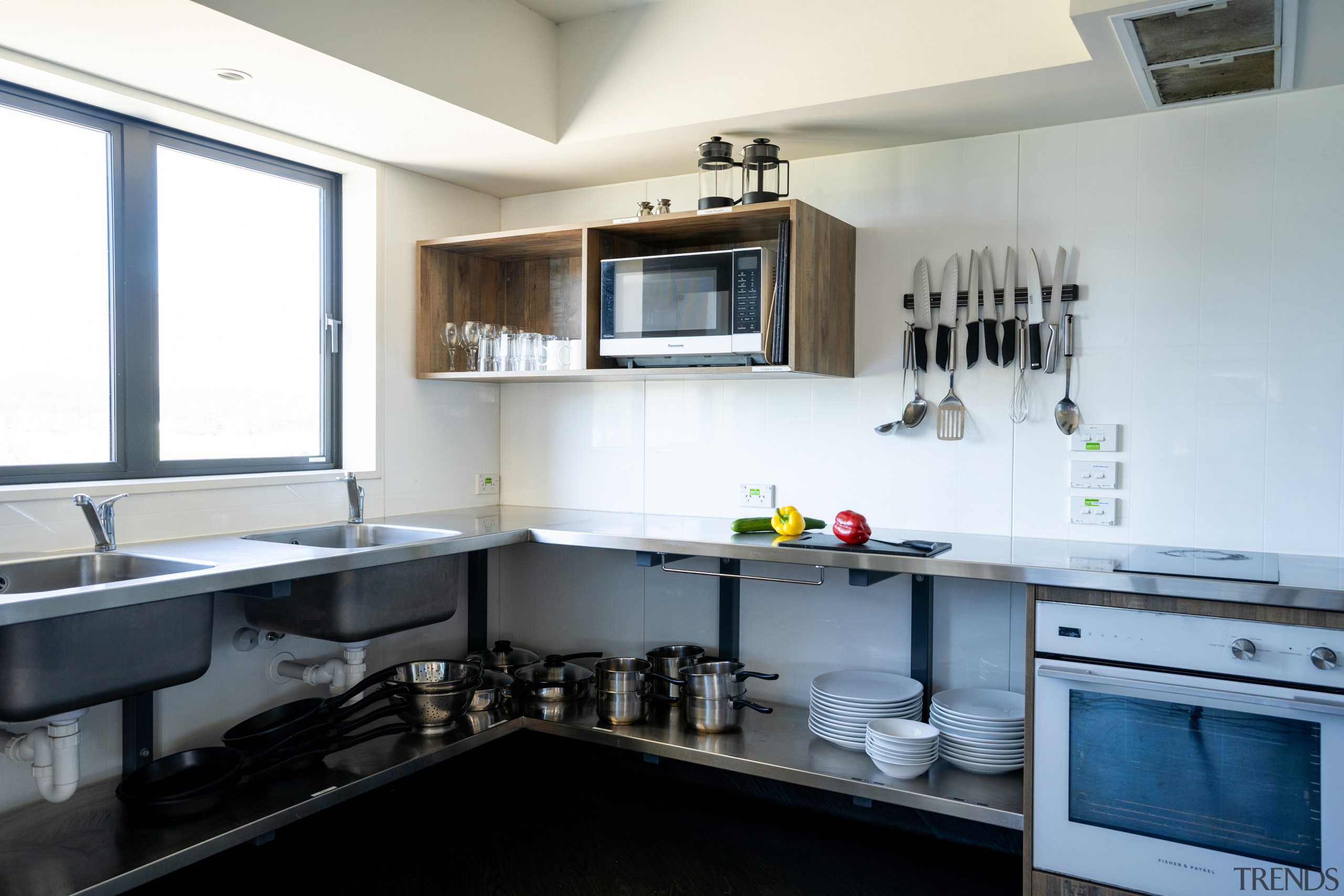 The well equipped shared kitchen. - Design driven 