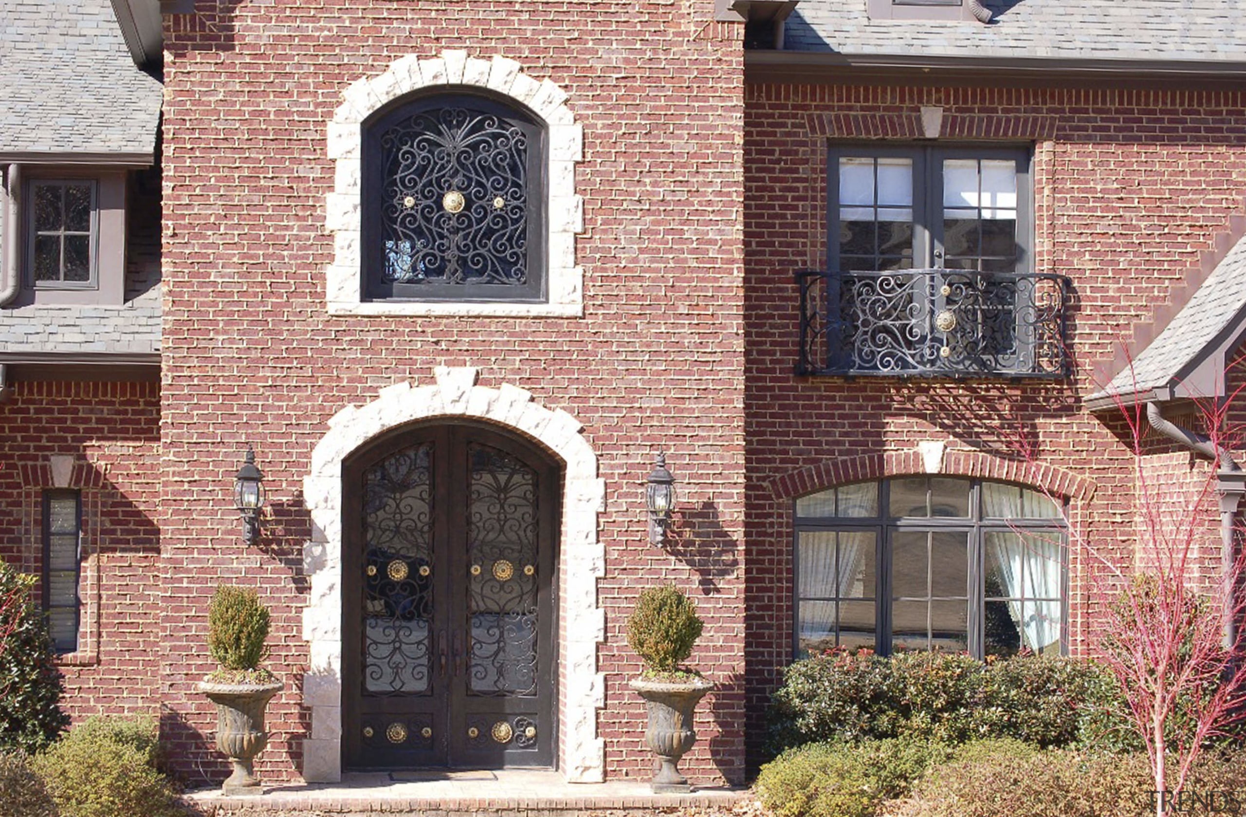 View of the entrance way of this traditional brick, brickwork, building, door, estate, facade, historic house, home, house, neighbourhood, property, real estate, residential area, sash window, window, red