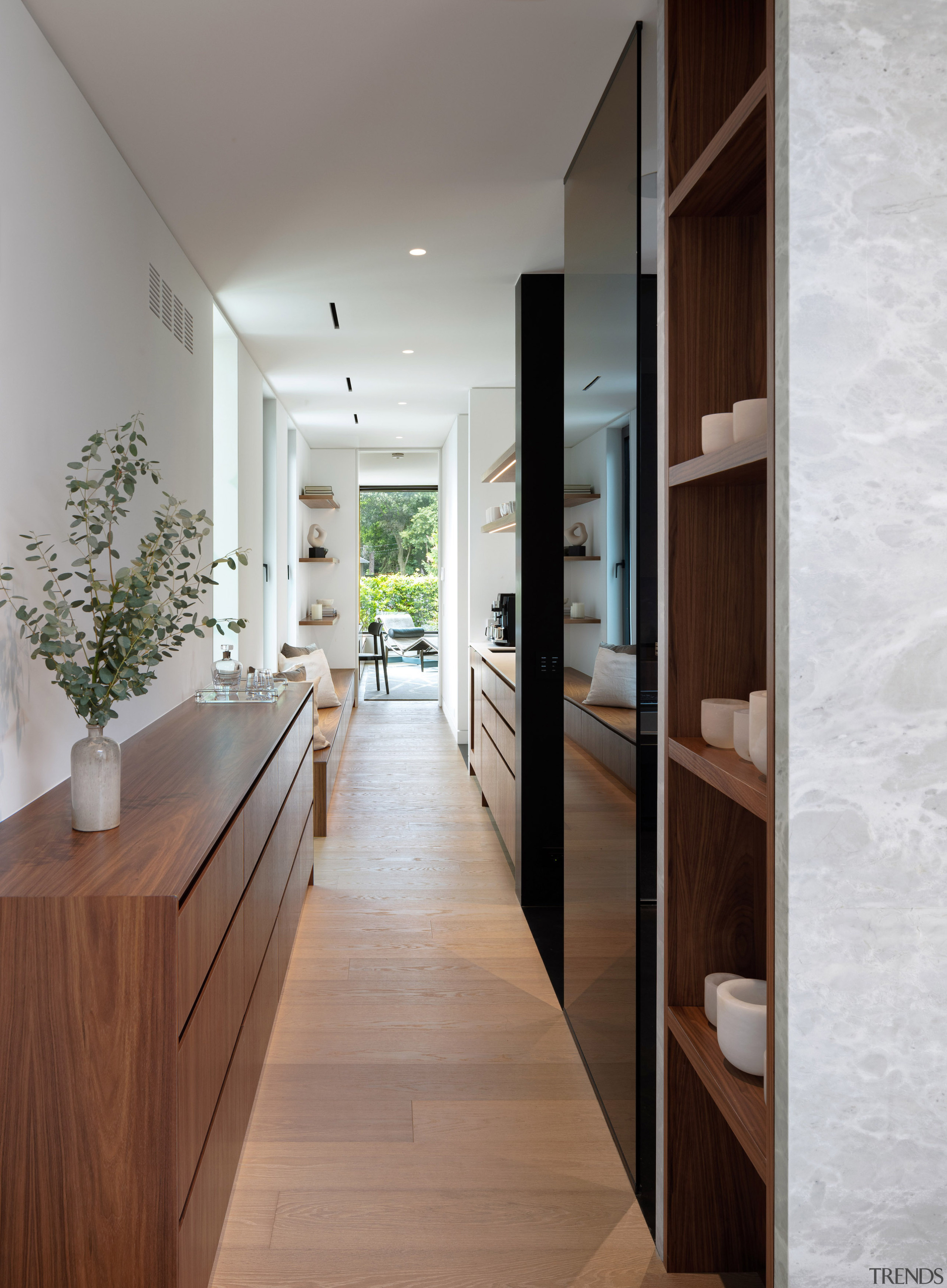 Scullery and extended vista to the outdoors. 