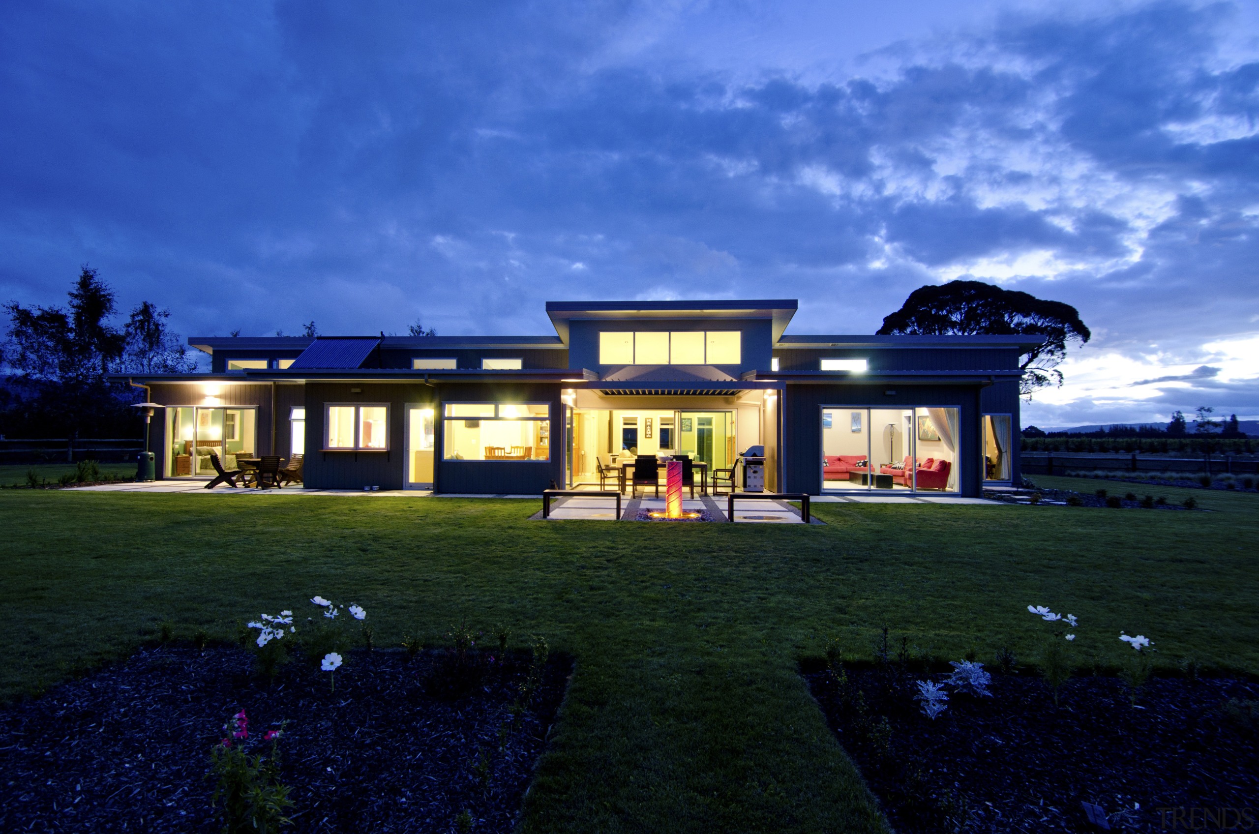 Raising the benchmark  myHomestar by NZGBC - architecture, cloud, estate, evening, facade, grass, home, house, landscape, lighting, mansion, property, real estate, residential area, sky, blue, black