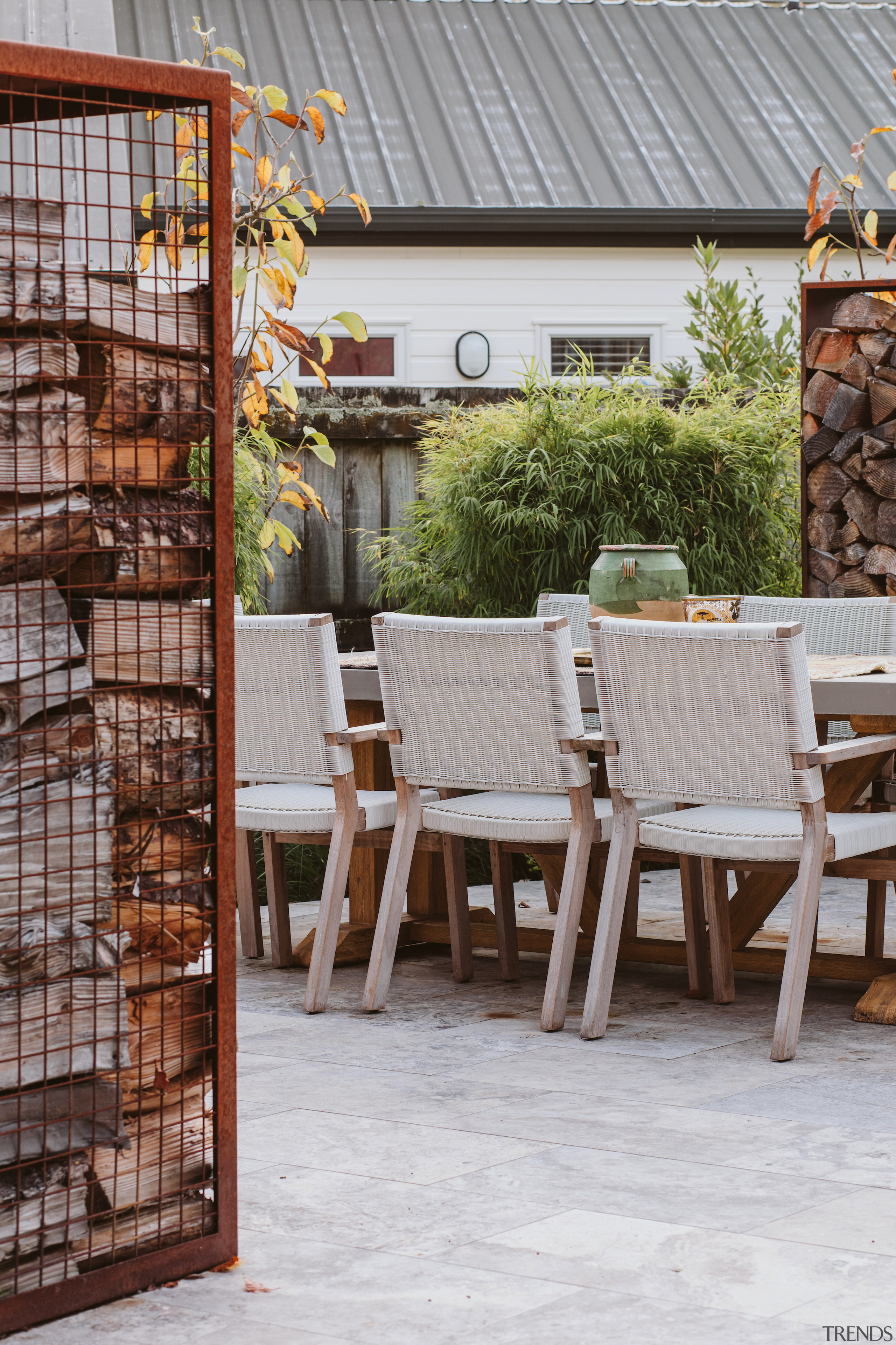 The outdoor dining room. - I'll follow the 