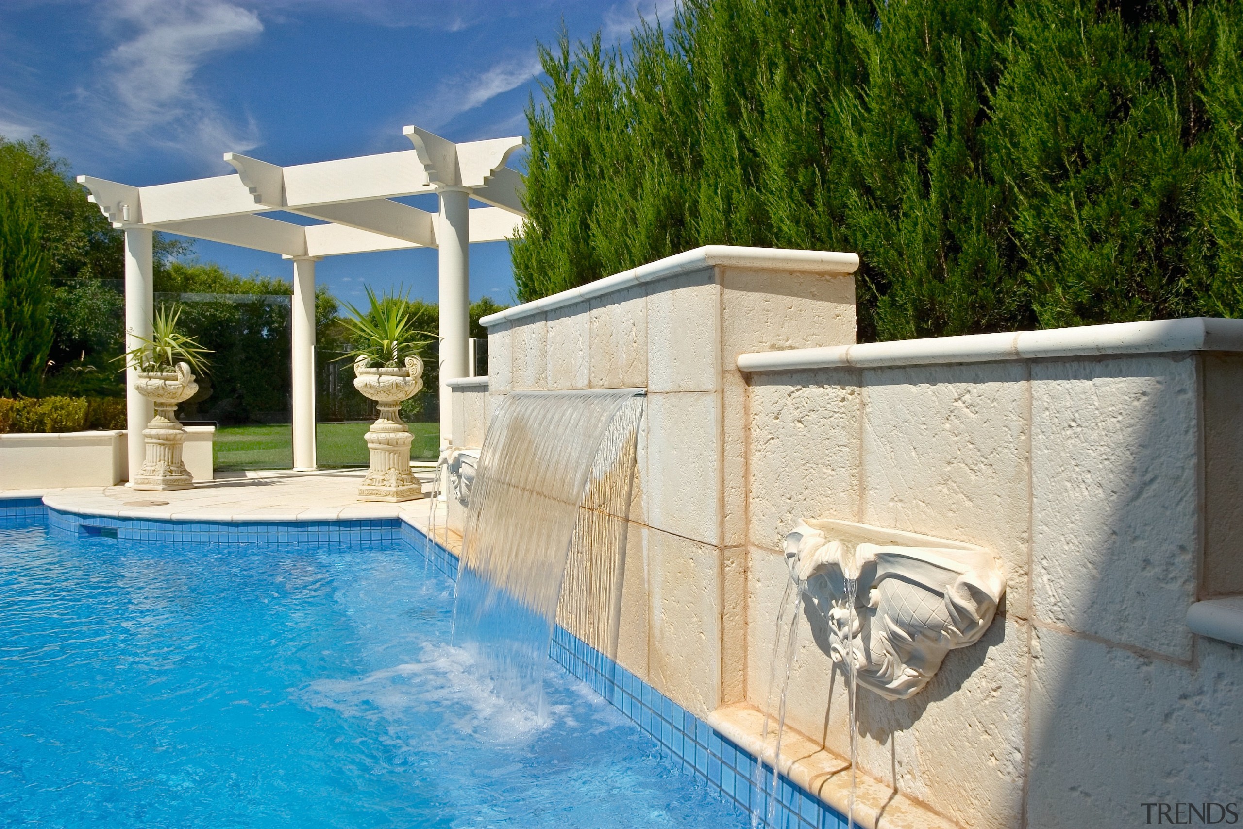 Close view of the pool &amp; surroundings - architecture, estate, house, leisure, property, real estate, swimming pool, villa, water