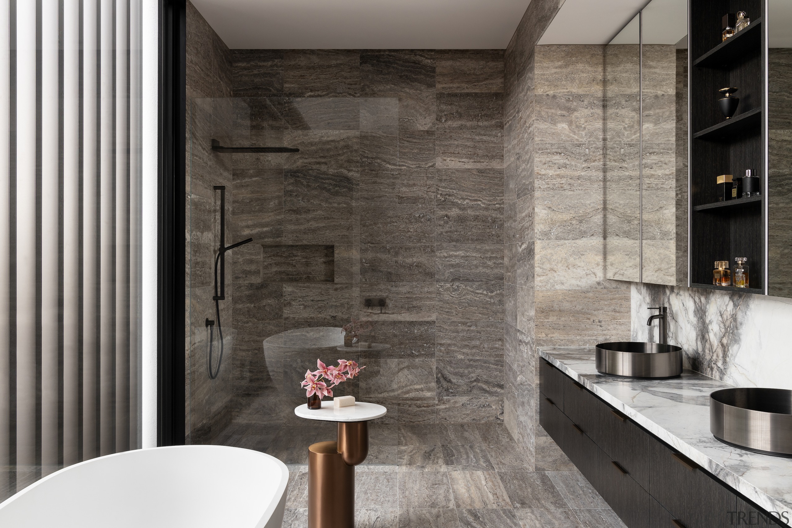 Master ensuite. - Food, family, fashion and fanfare 