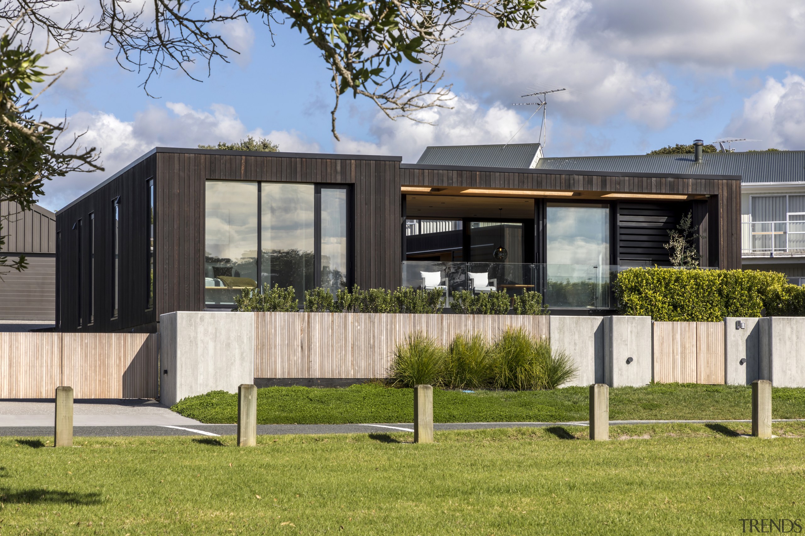 The architect elevated the front of the site 