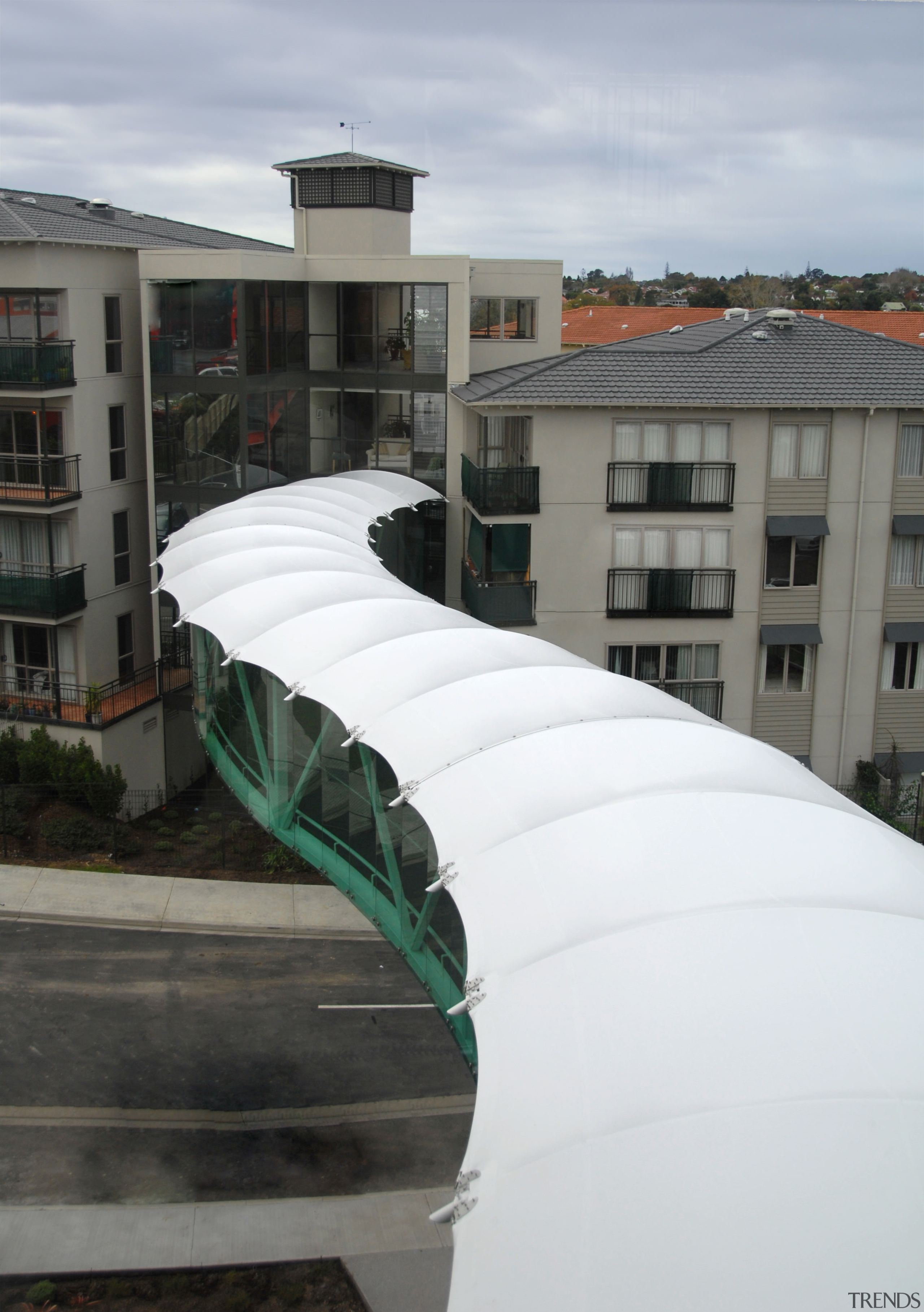 The scalloped canopy gracing the Vision Waitakere Gardens architecture, building, roof, structure, white, black