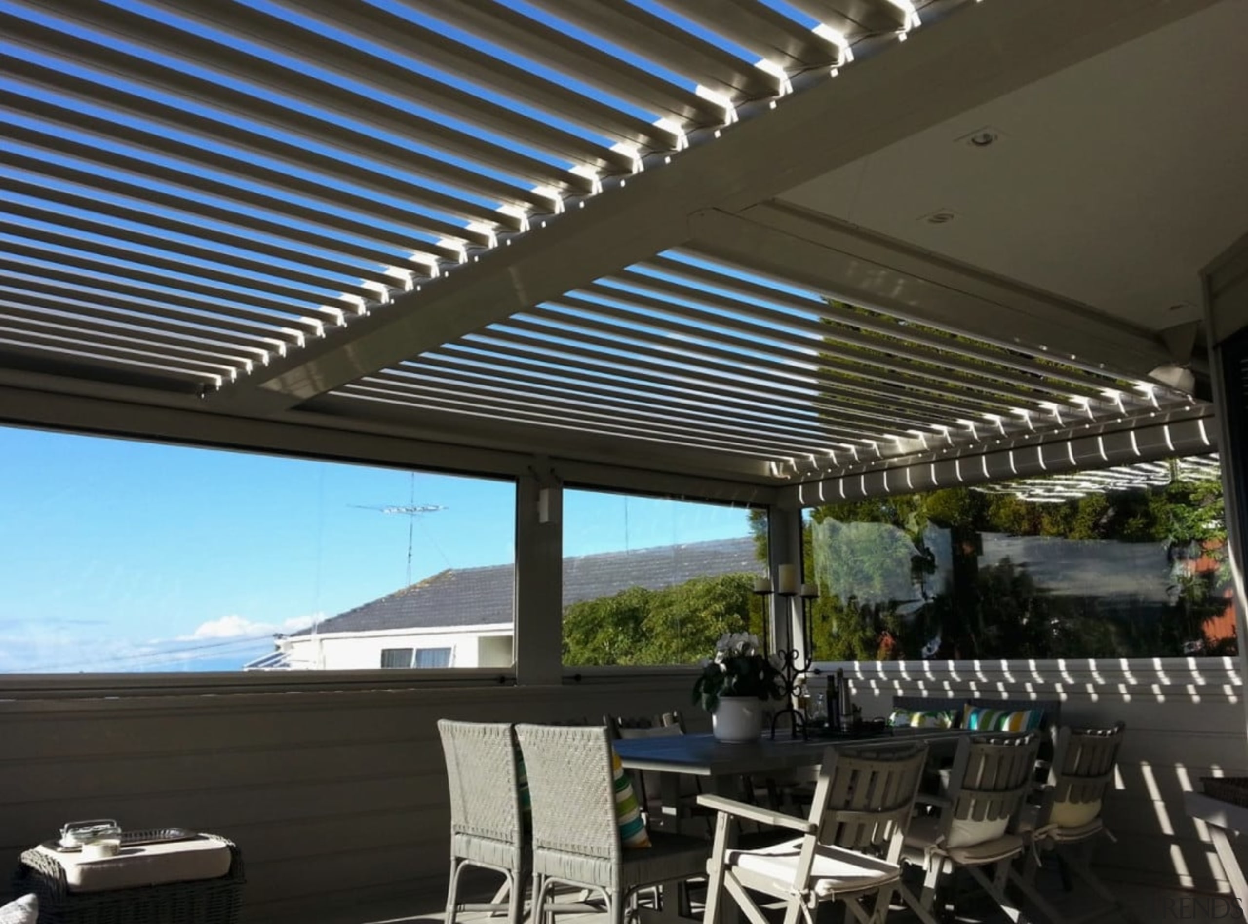 Concertina Retractable Louvres - awning | daylighting | awning, daylighting, outdoor structure, roof, shade, black