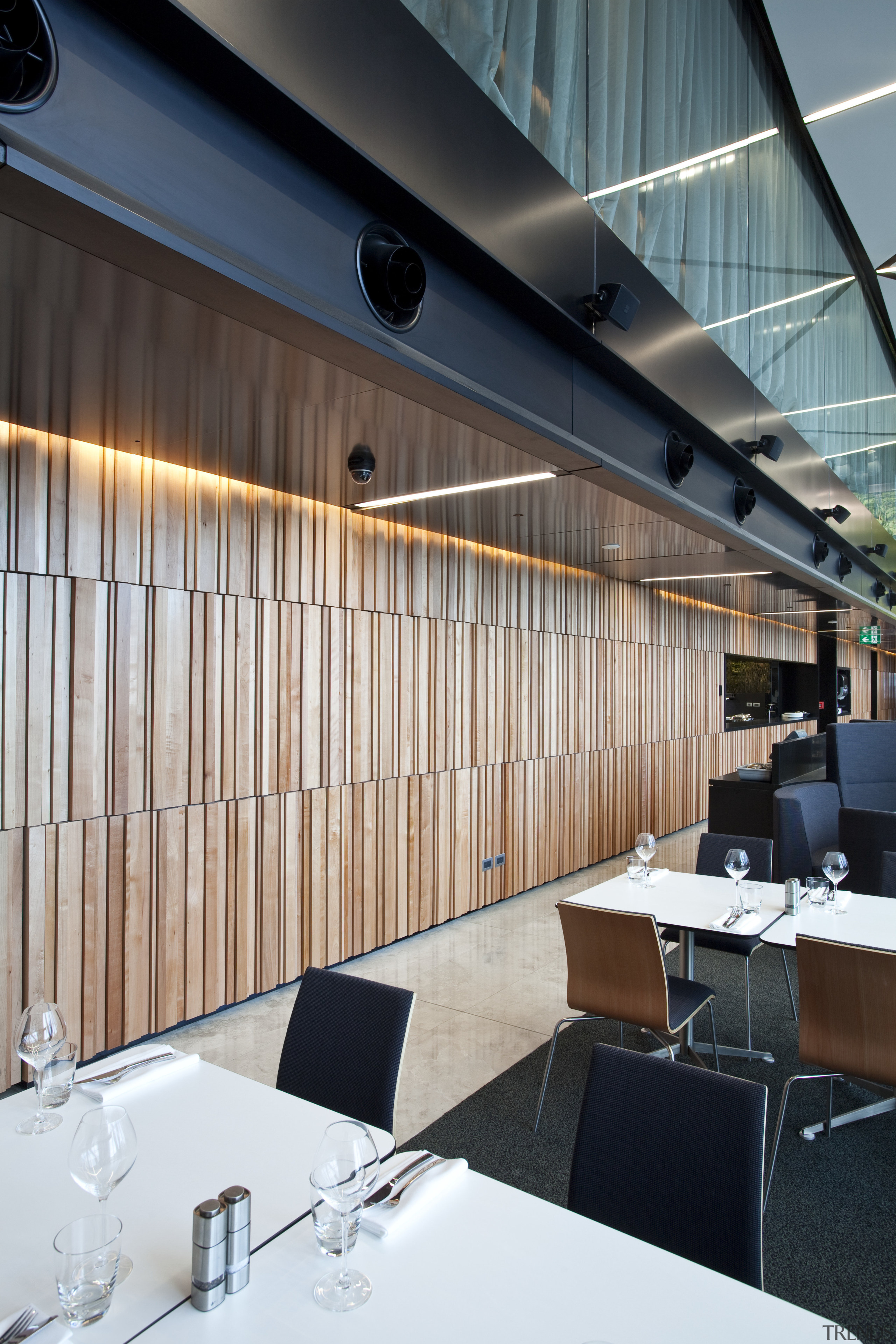 View of public area in the Novotel Auckland architecture, ceiling, daylighting, interior design