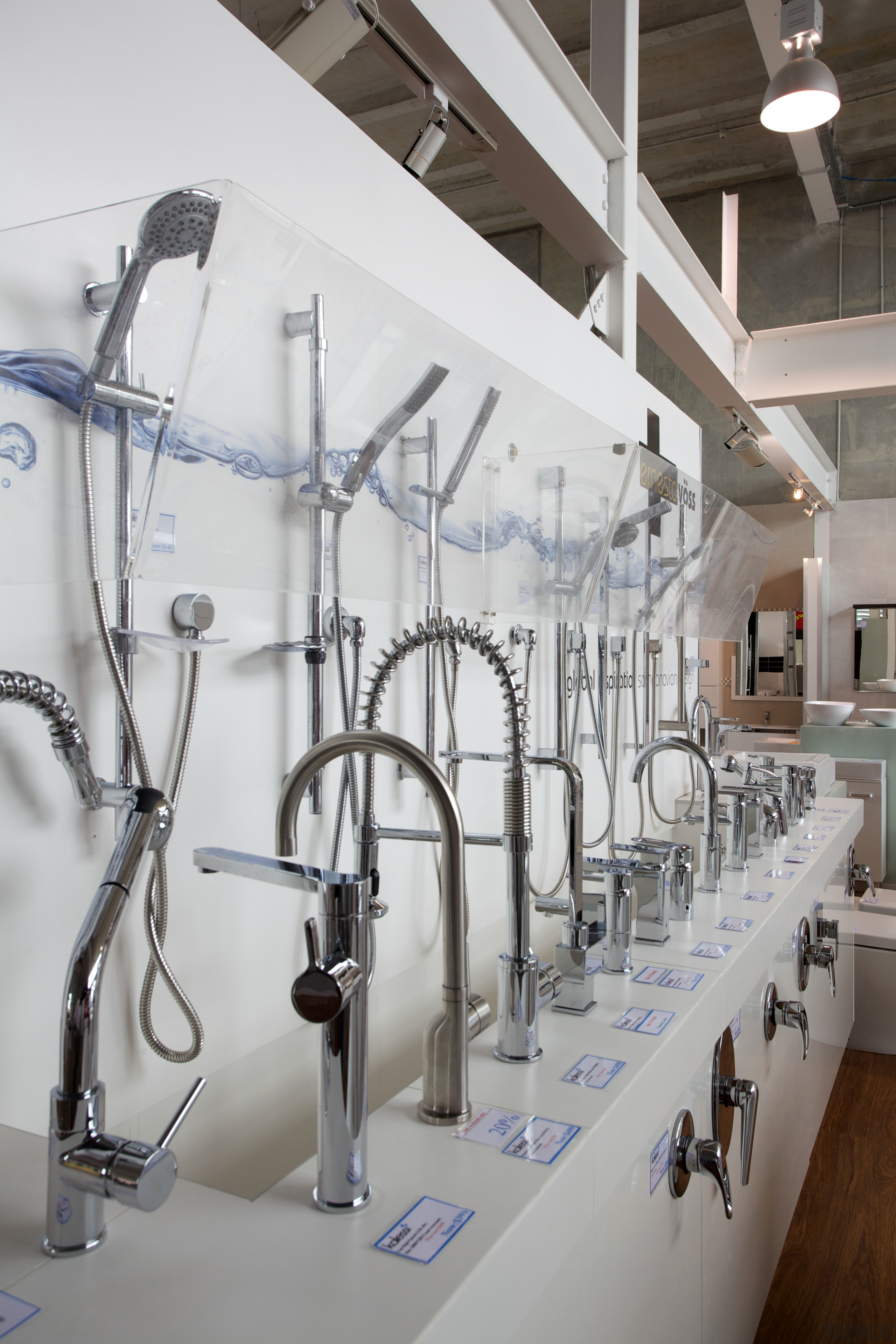 Innovative high-quality bathroomware - Innovative high-quality bathroomware - glass, gray, white
