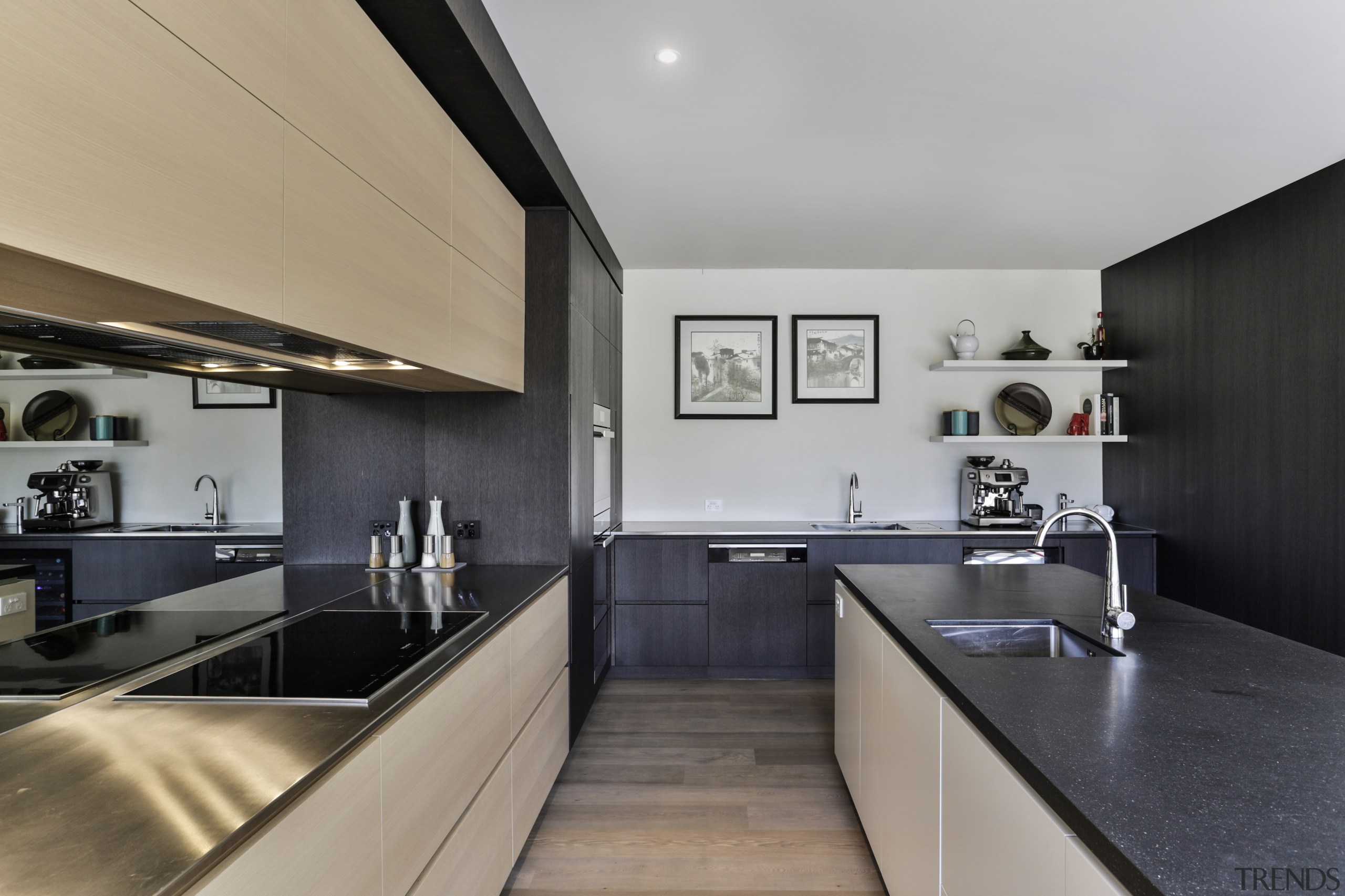 Despite the generous walking spaces, the kitchen has 