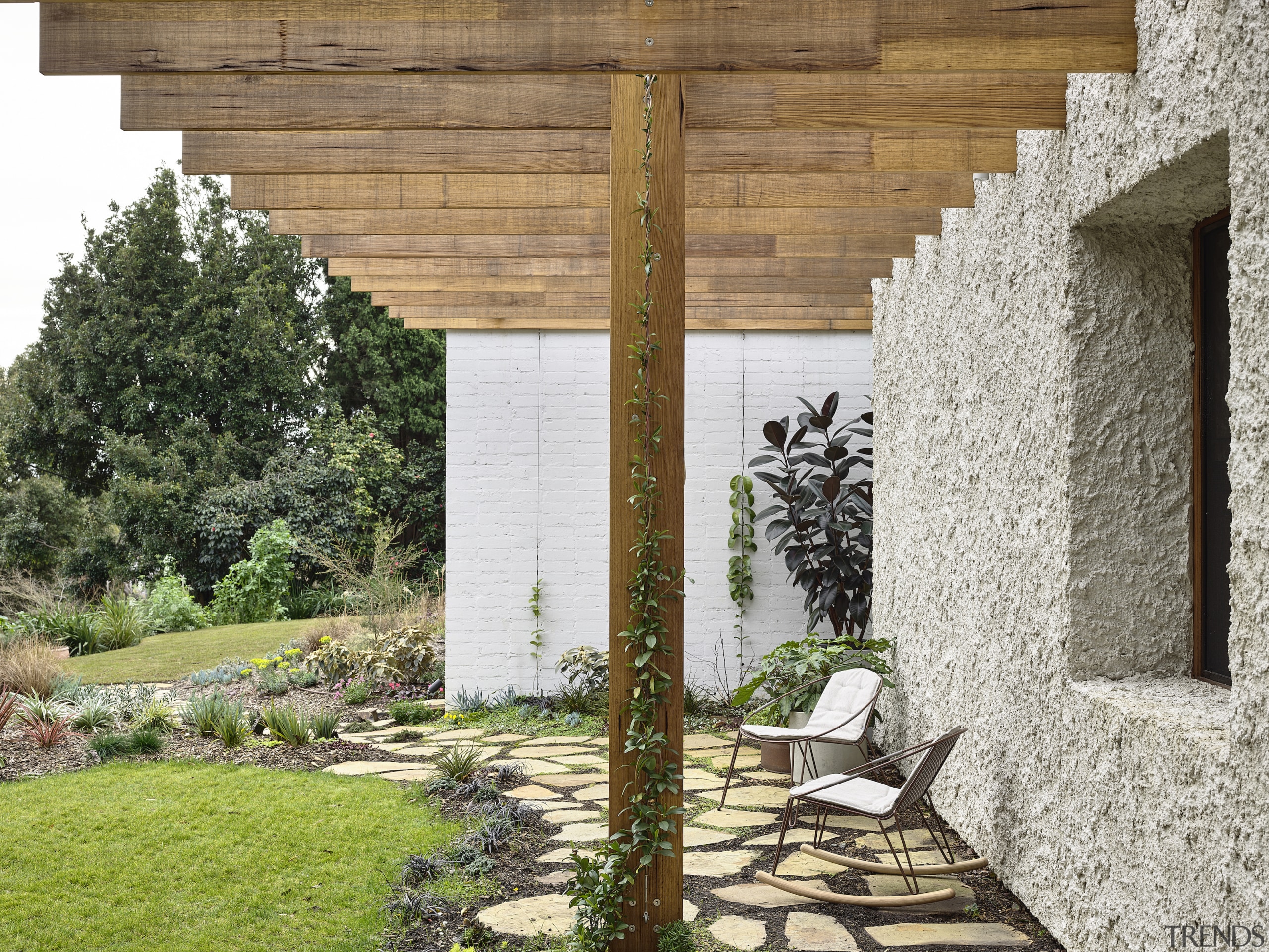 Recessed south-facing windows provide privacy from the street. 