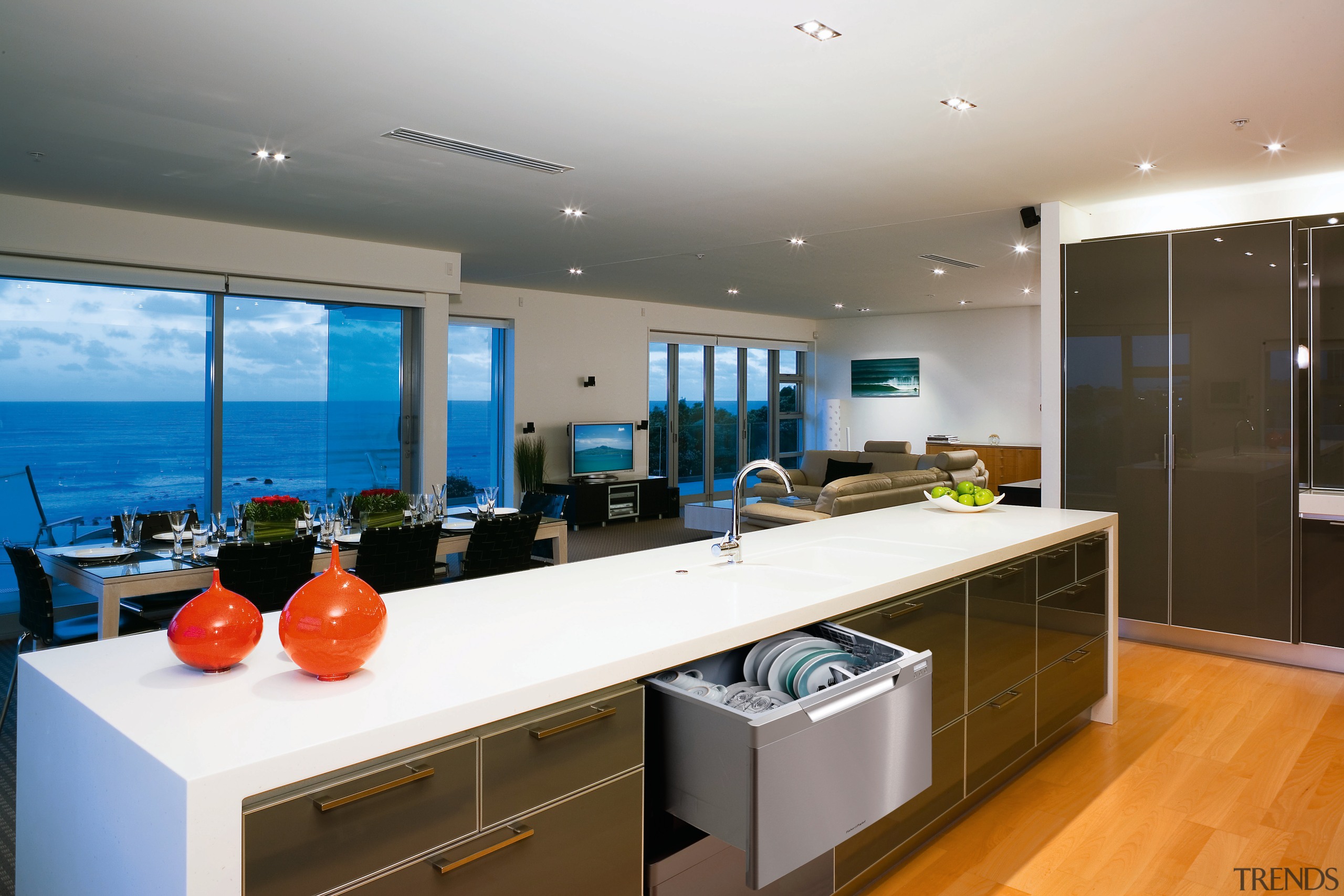 View of a kitchen with Fisher &amp; Paykel's countertop, interior design, kitchen, real estate, white