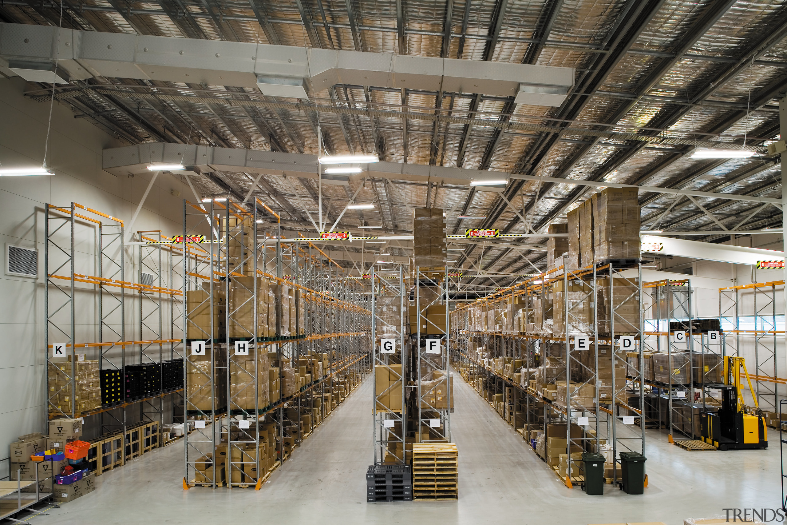 A view of the roofing. - A view building, factory, industry, warehouse, gray