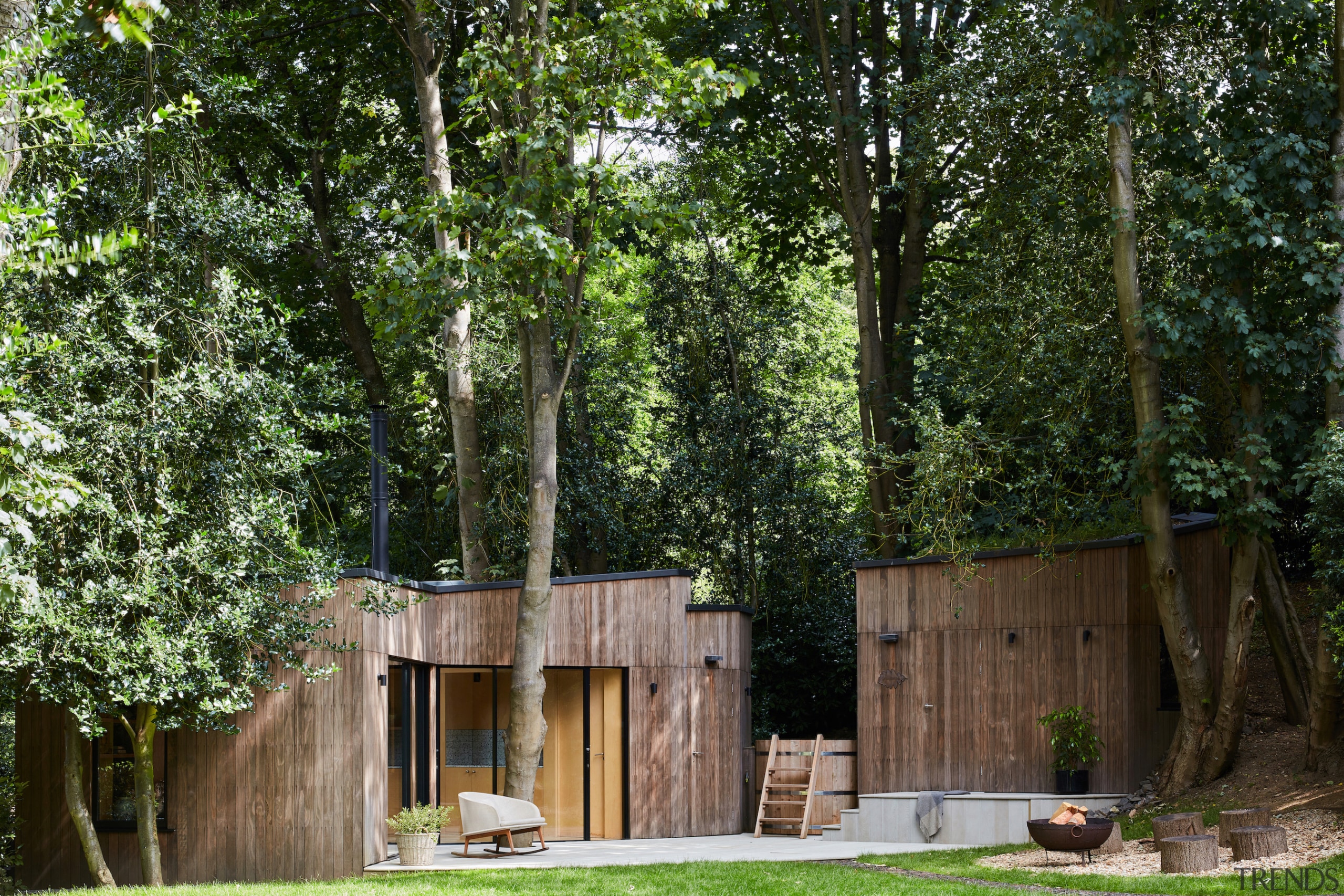 Nestled in a secluded garden, the garden house 