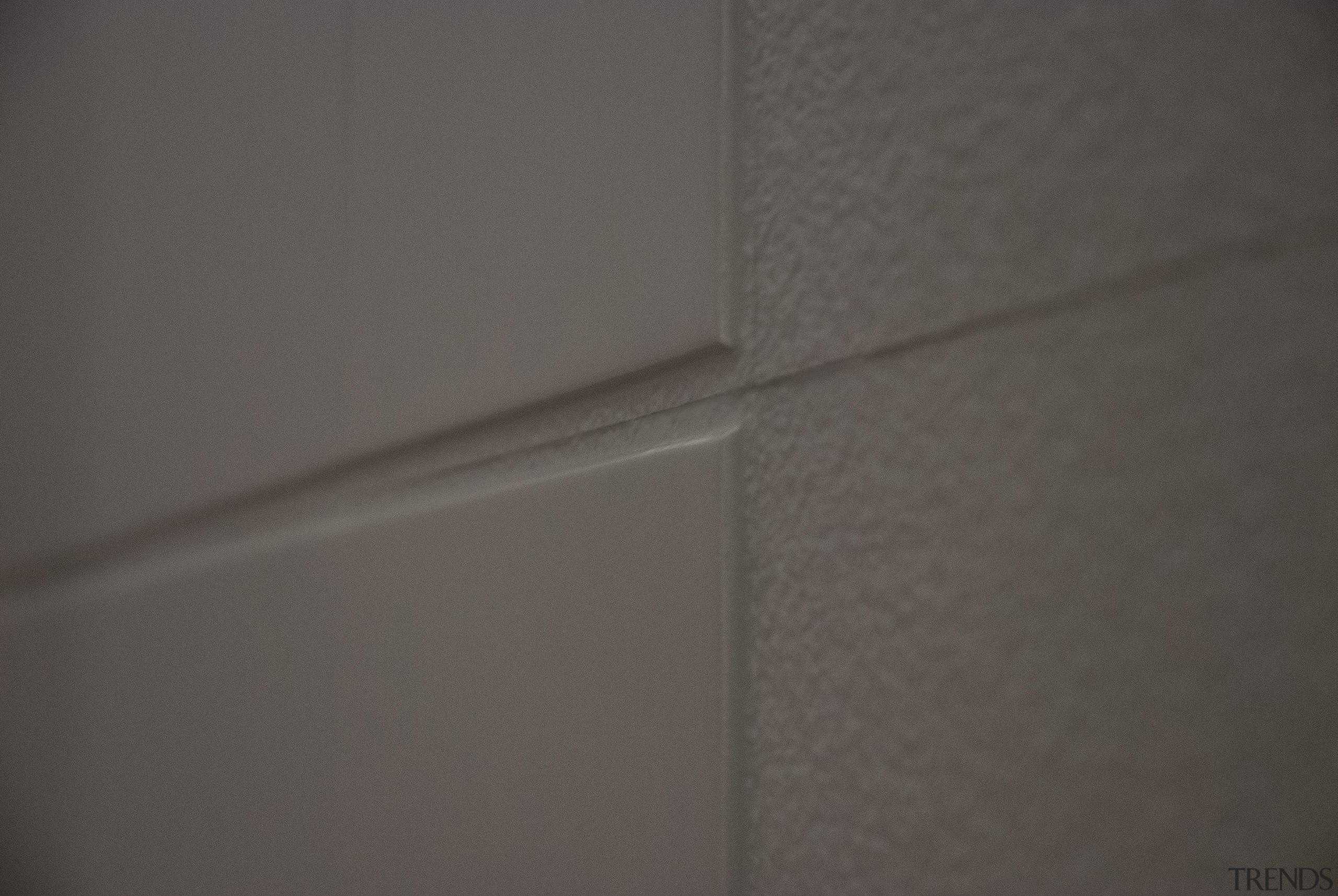 dsc0101.jpg - dsc0101.jpg - angle | black | angle, black, ceiling, floor, light, line, material, texture, wall, wood, gray, black