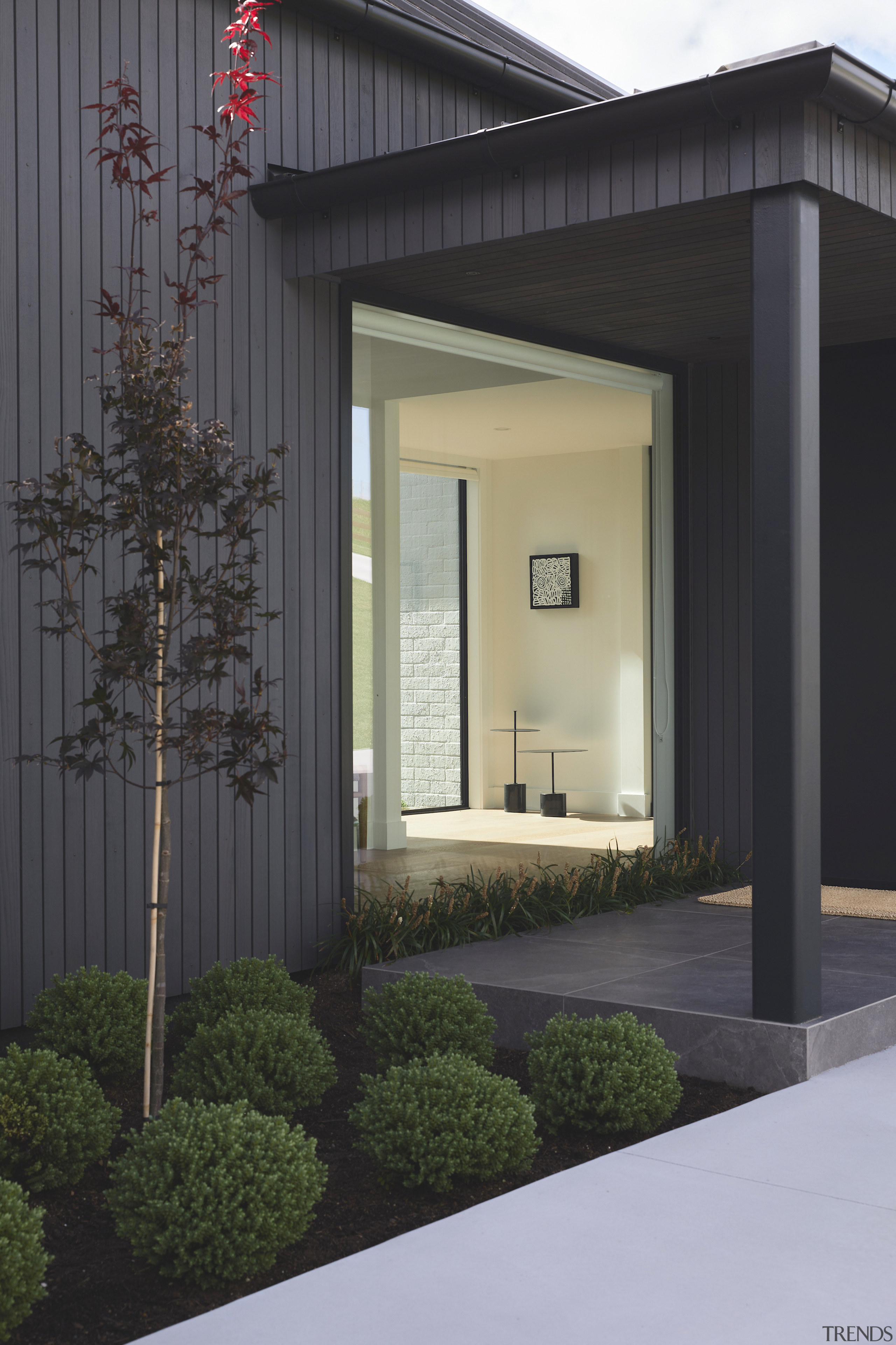 Front door approach detail. - Restful retreat - 