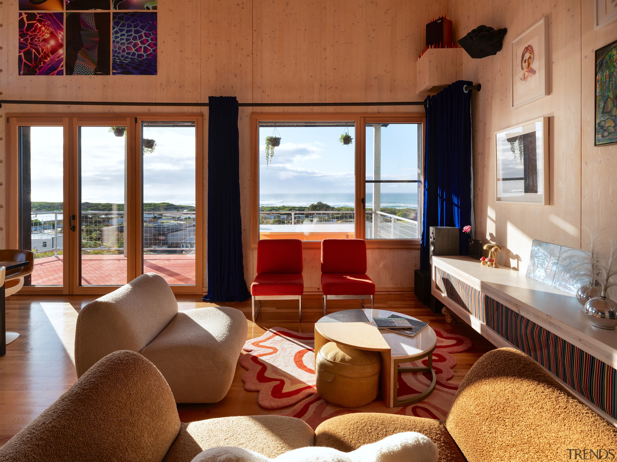 Natural materials rule in the living room with 