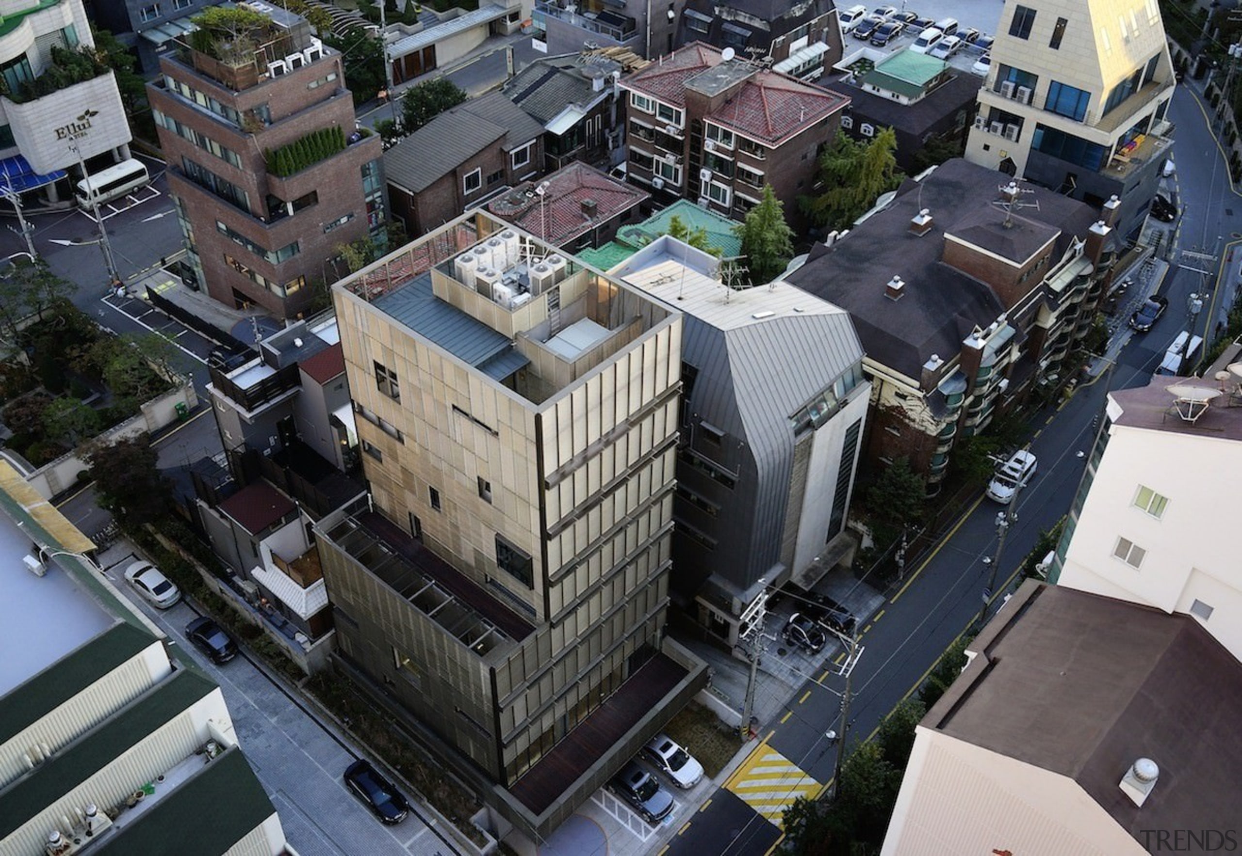 The 925 Building - The 925 Building - aerial photography, architecture, bird's eye view, building, city, downtown, metropolis, metropolitan area, neighbourhood, residential area, suburb, urban area, black, gray