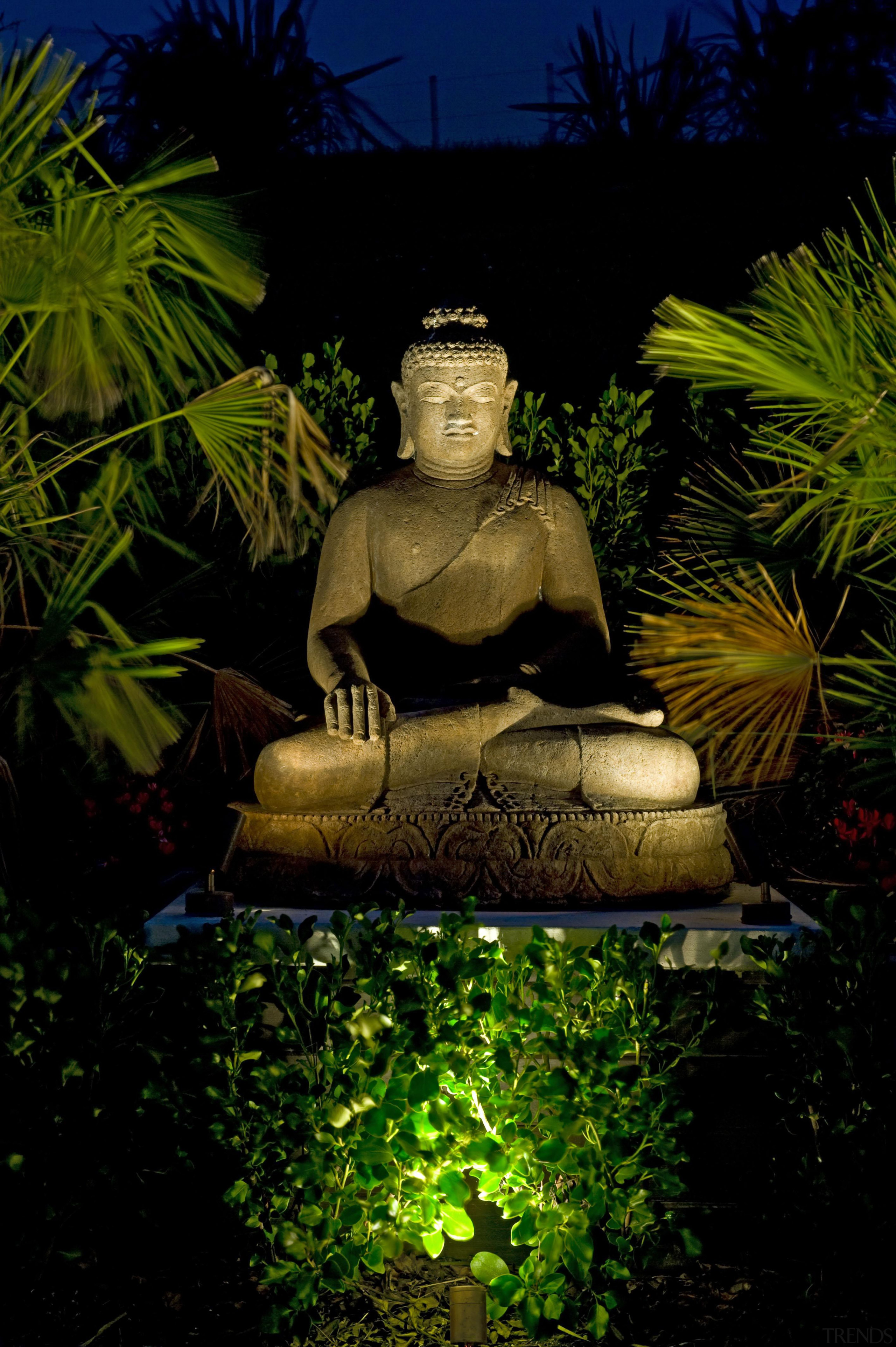 039 bale 21 - Bale 21 - garden garden, gautama buddha, grass, green, leaf, lighting, nature, night, plant, reflection, statue, sunlight, tree, water, black, brown