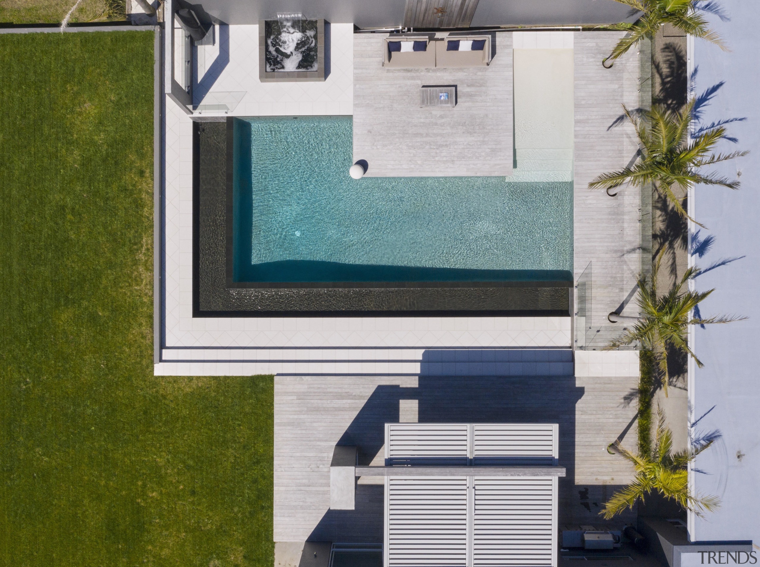 A seagull's view of the coastal pool and 